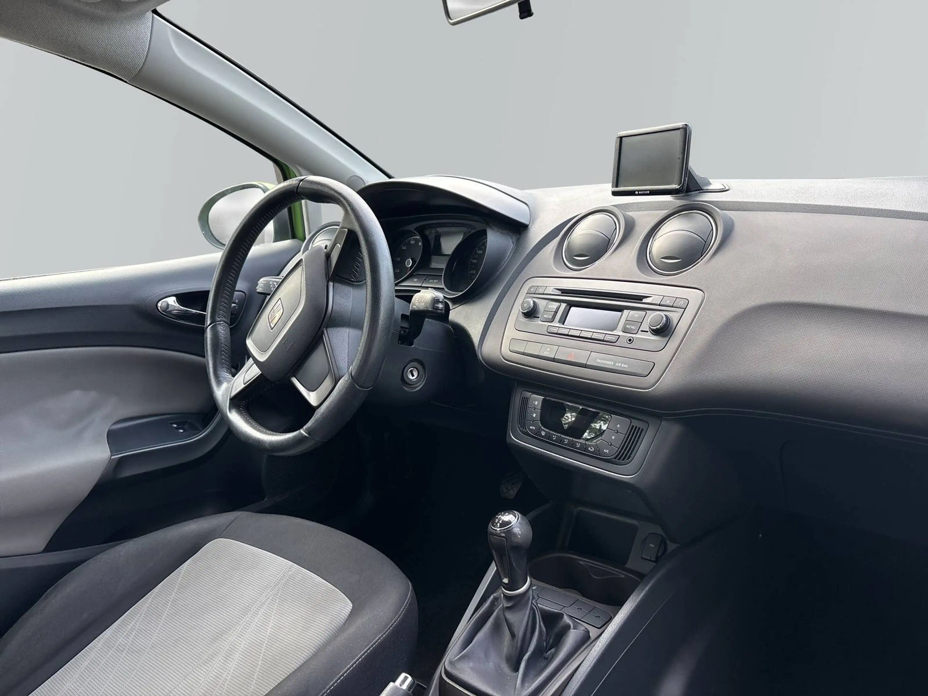 SEAT Ibiza 1.2 Salsa *TÜV | WENIG KM| KLIMAAUTOMATIK* — photo 10