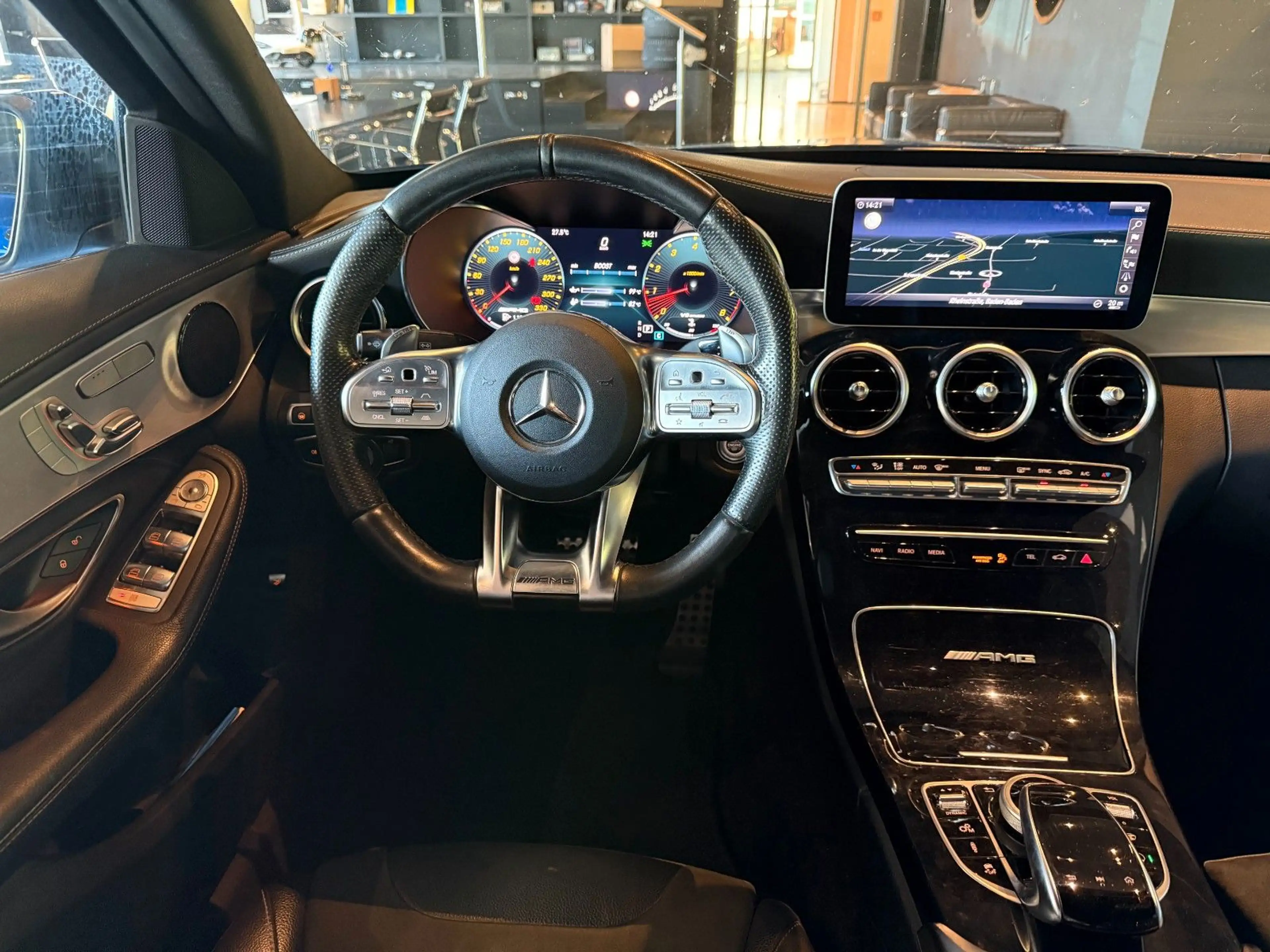 Mercedes-Benz C 63 AMG Limousine*SportAbgas*Widescreen*Memory* — photo 11
