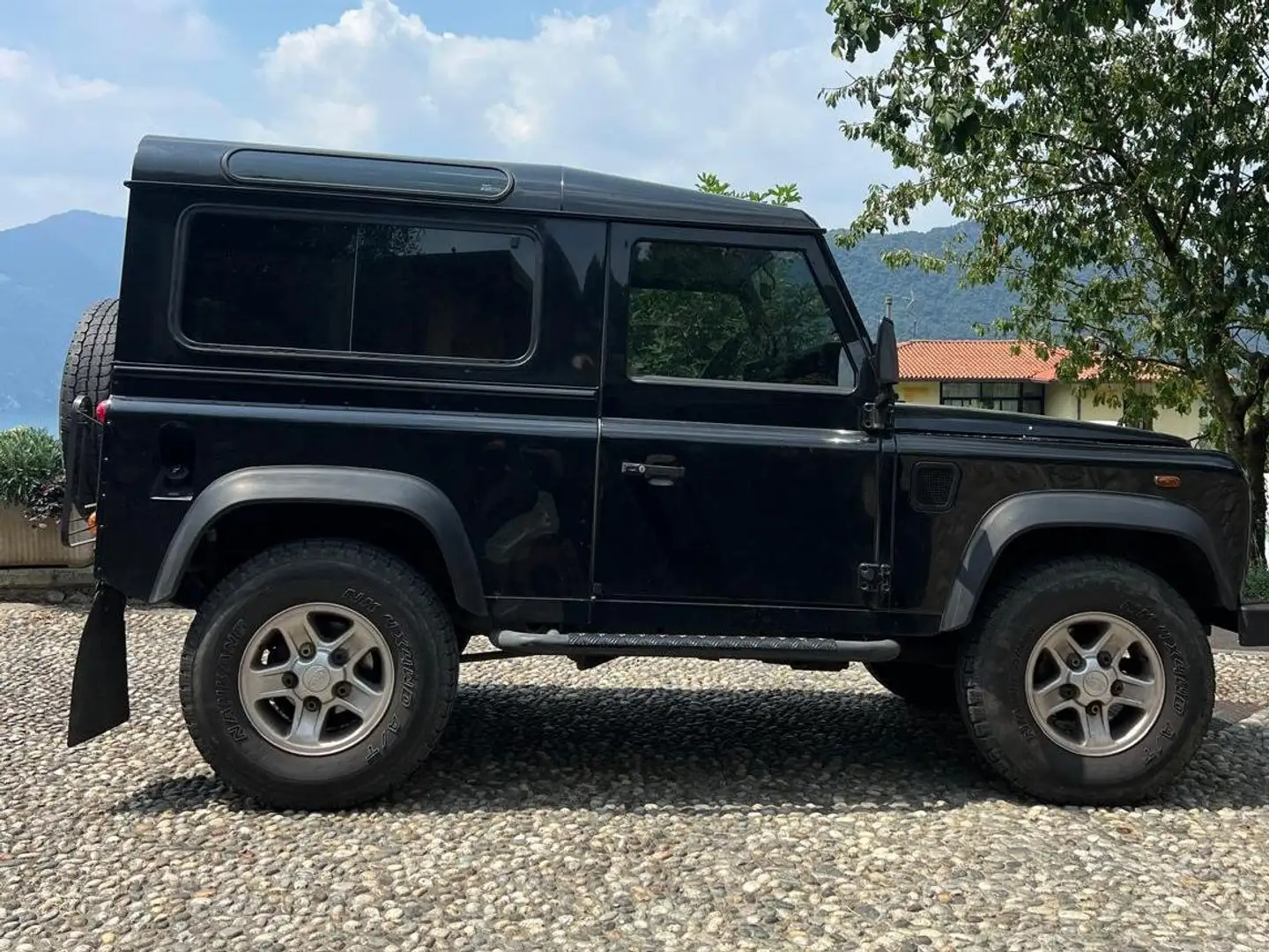 Land Rover Defender Nero - 2
