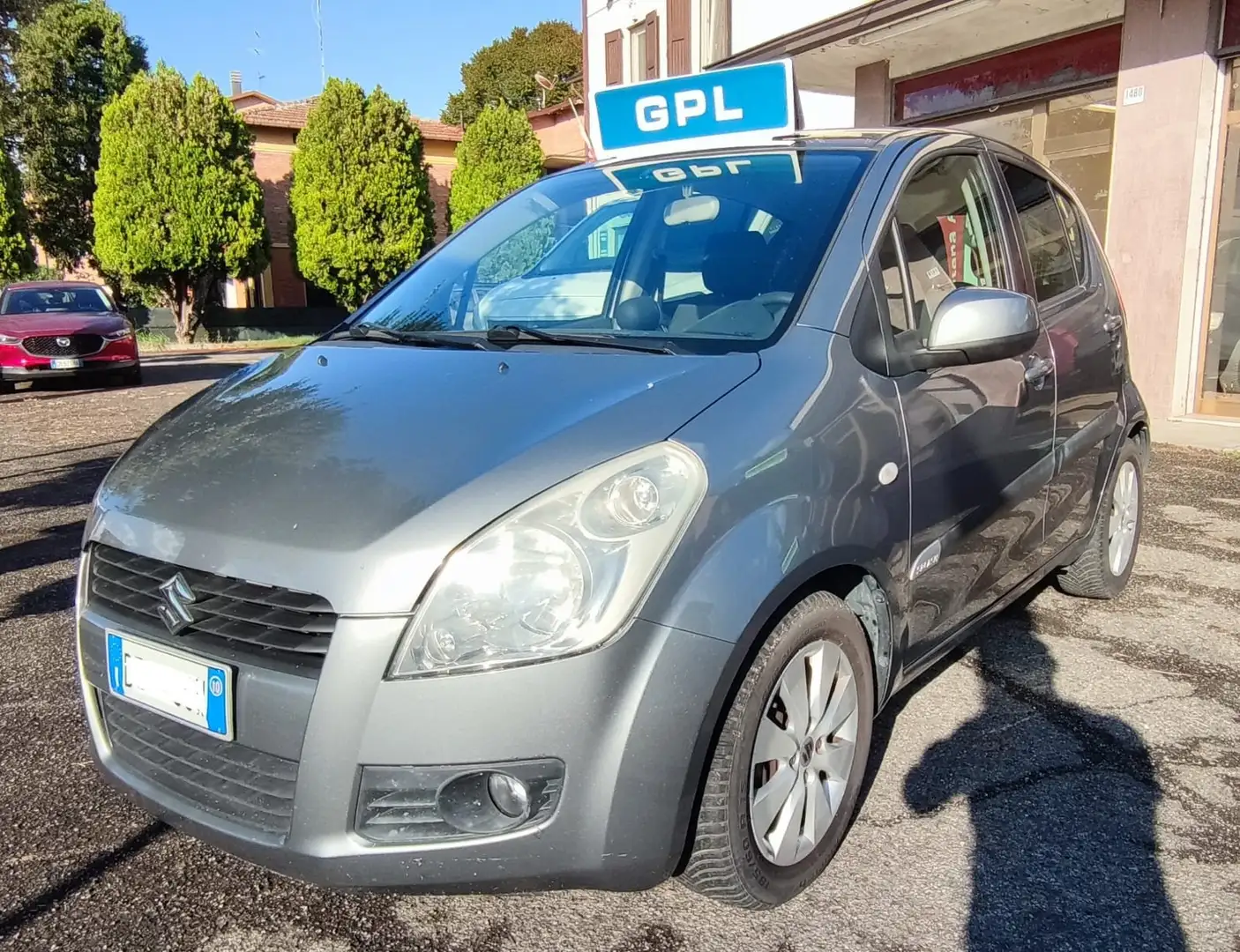 Suzuki Splash Splash 2010 1.0 L Gpl Grau - 1