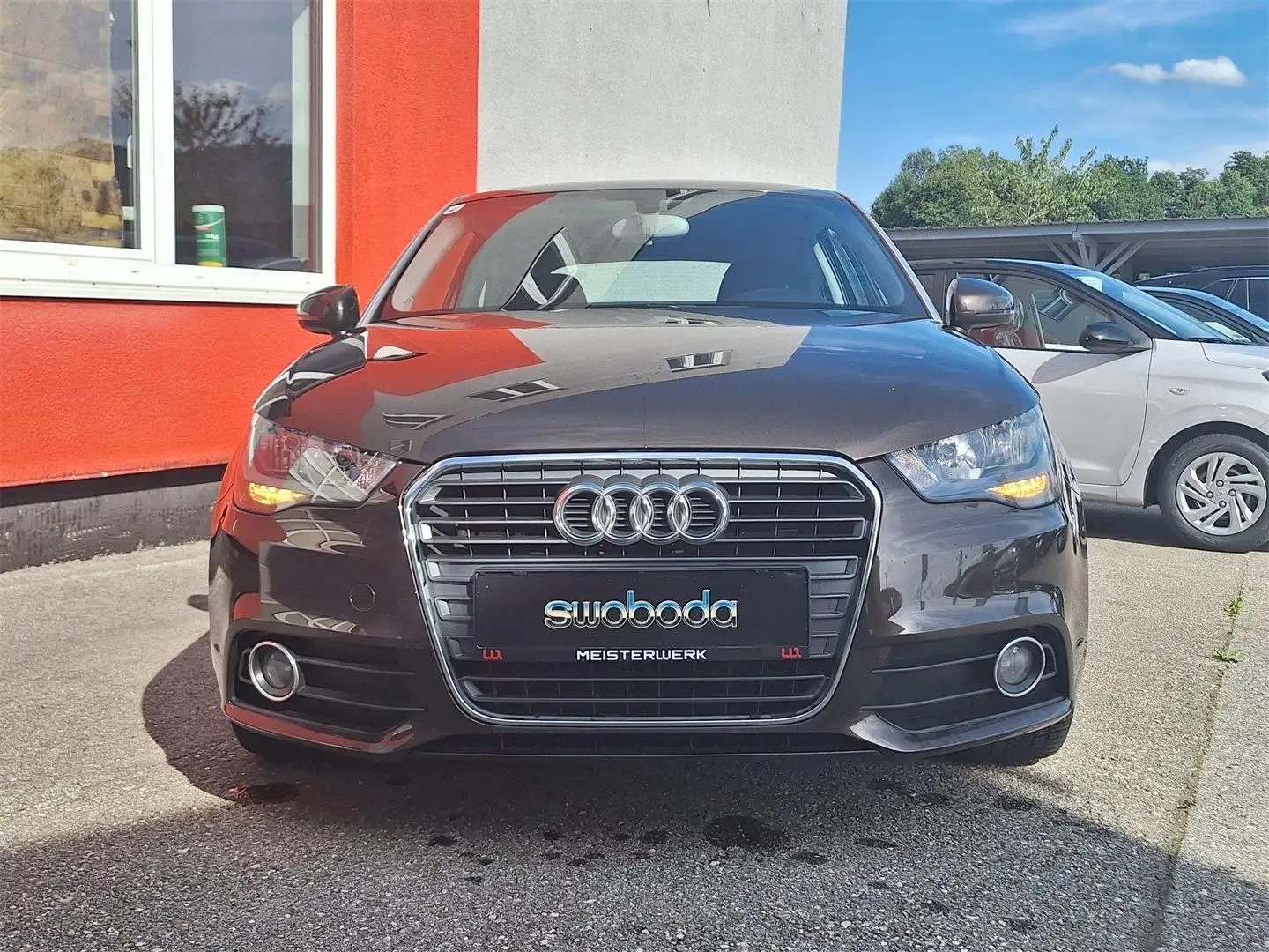 Audi A1 1,4 TFSI Marrón - 2
