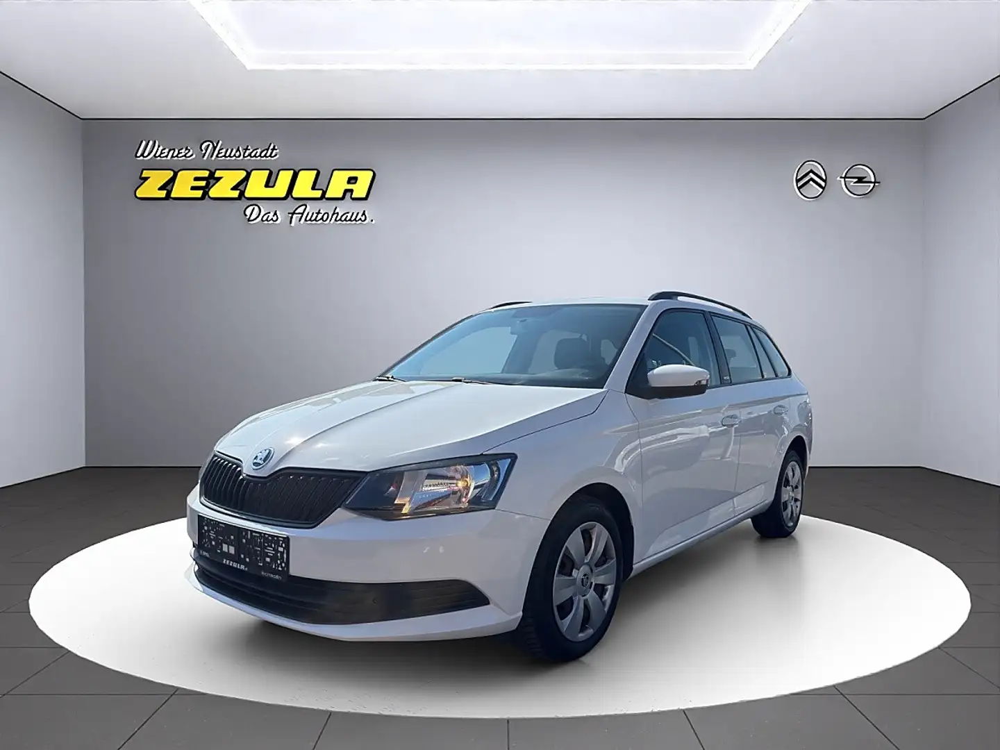 Skoda Fabia Combi Active 1,0 Weiß - 1