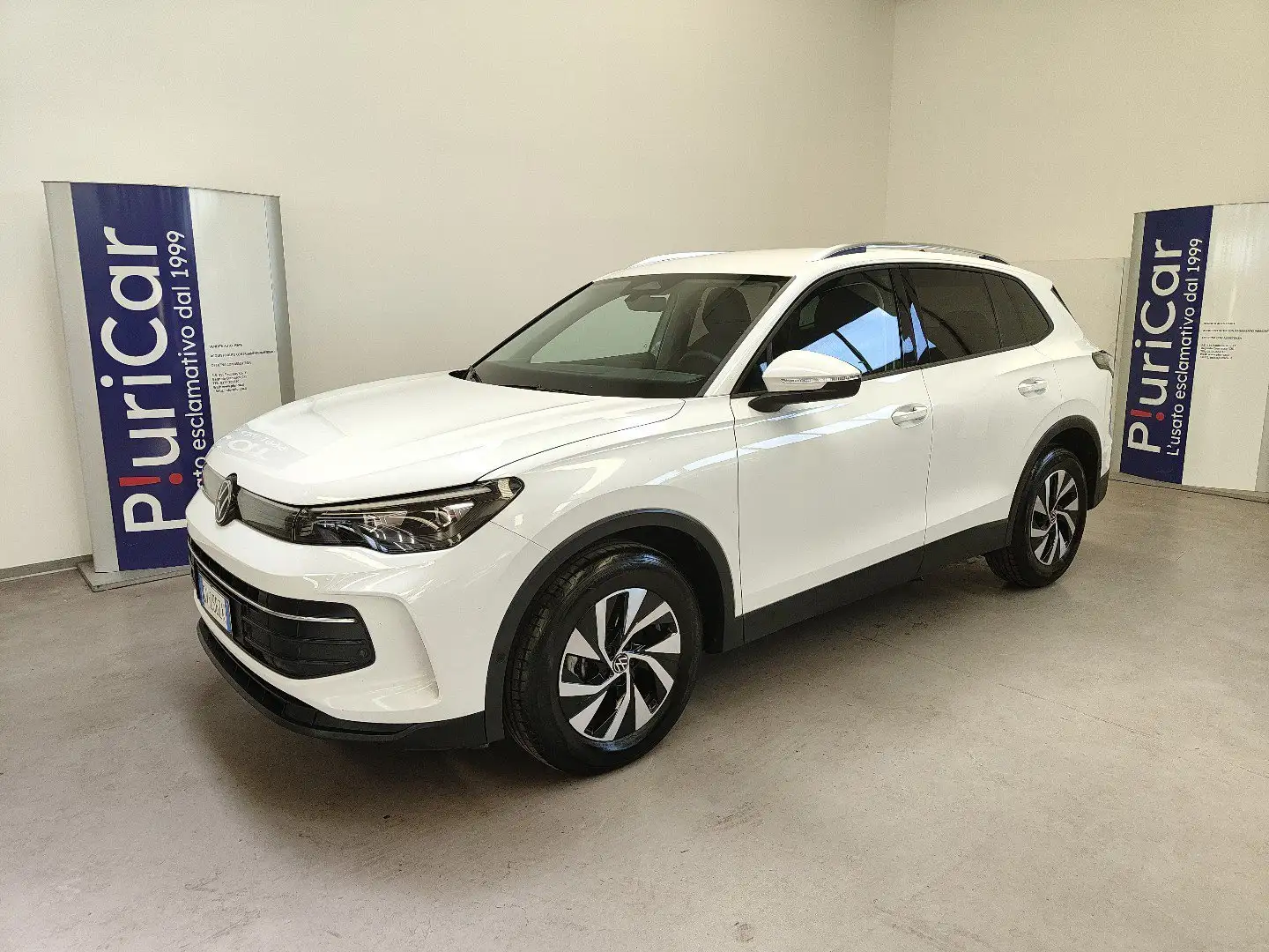 Volkswagen Tiguan 1.5 eTSI 150 CV EVO ACT DSG Edition Plus Navi DAB Bianco - 1
