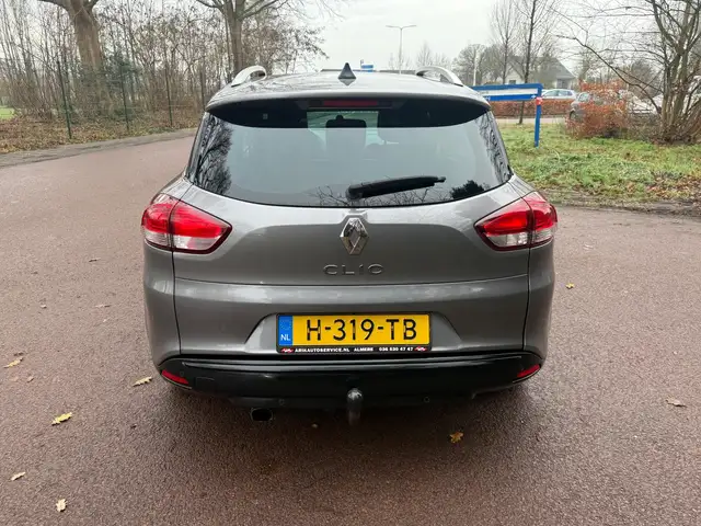 Renault Clio view 5