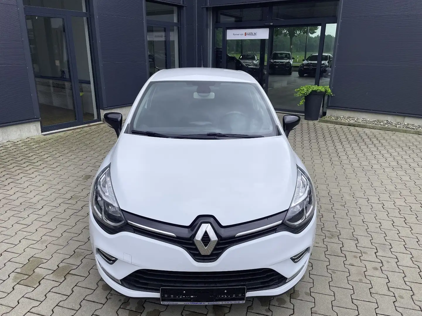 Renault Clio IV 0.9 TCe Collection Wit - 2
