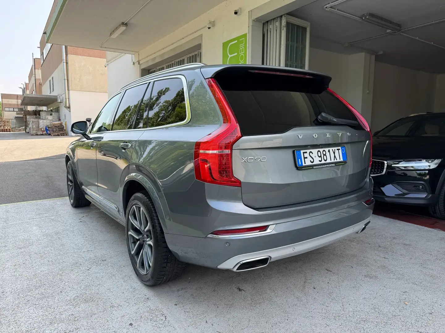 Volvo XC90 D5 AWD ISCRIPTION TETTO-7POSTI GARANZIA 24 MESI Grigio - 2
