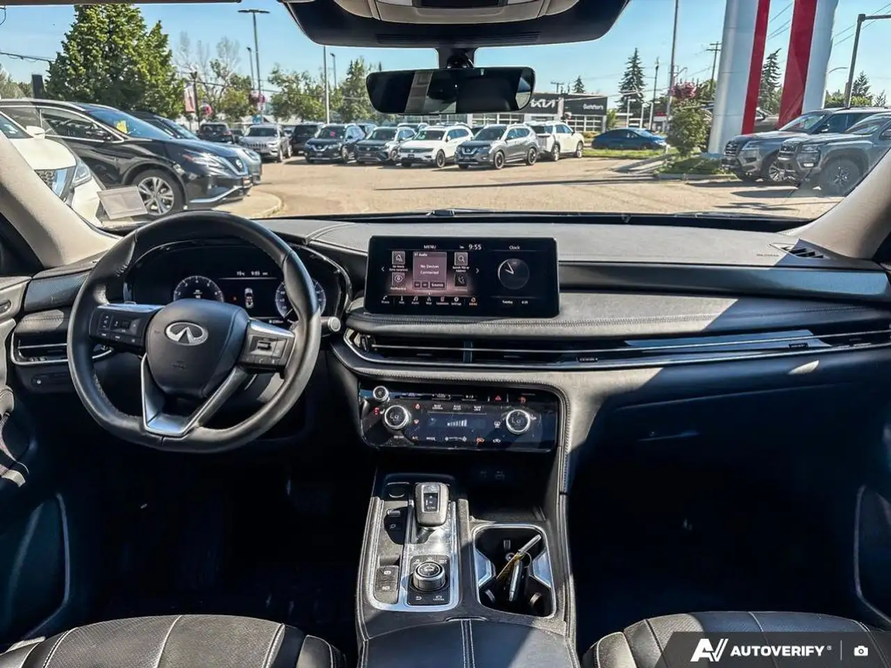 Infiniti QX60 снимка Infiniti QX60