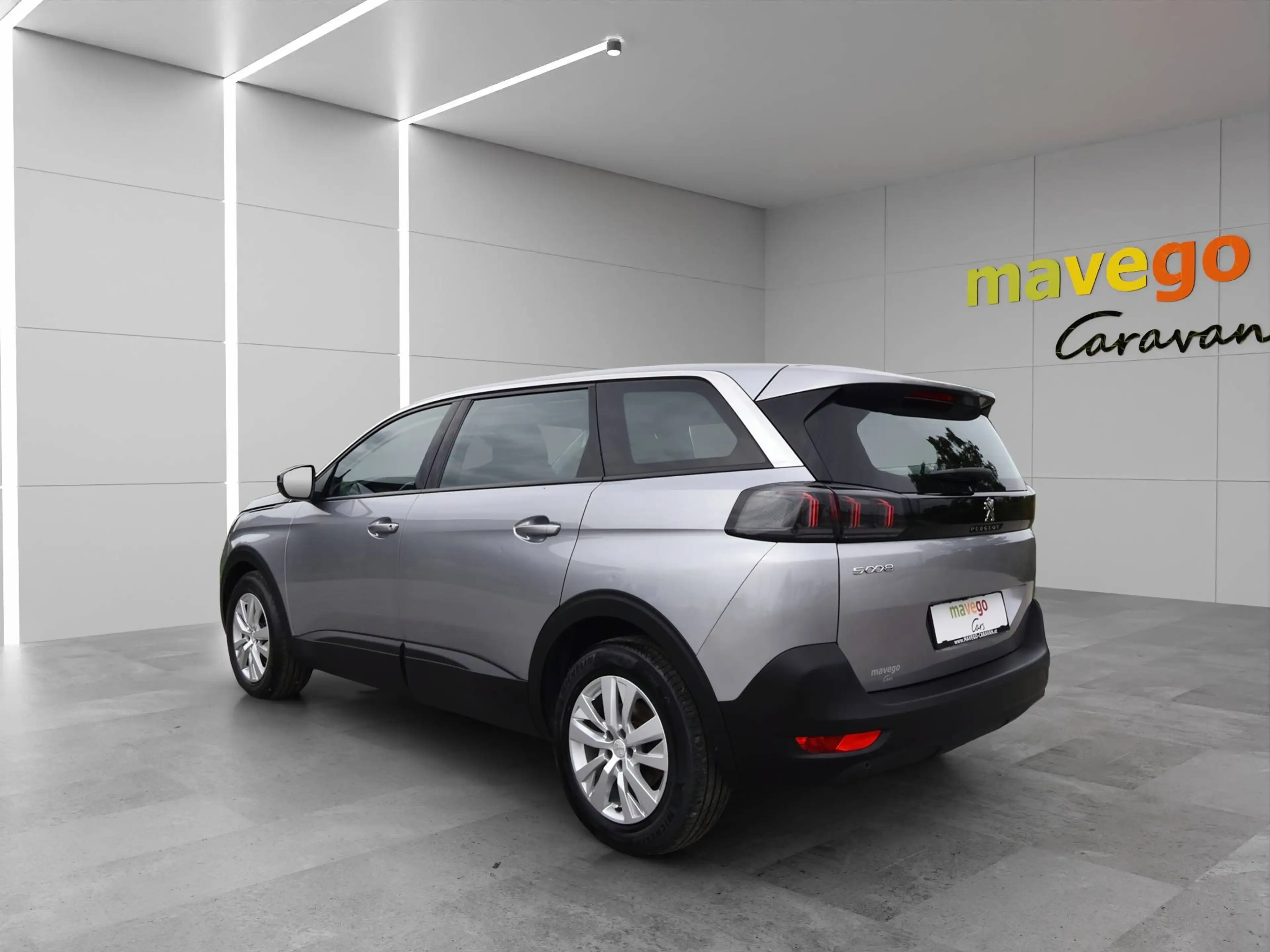 Peugeot 5008 BlueHDI 130 6-Gang-Manuell Active Pack **7-SITZE** — photo 4