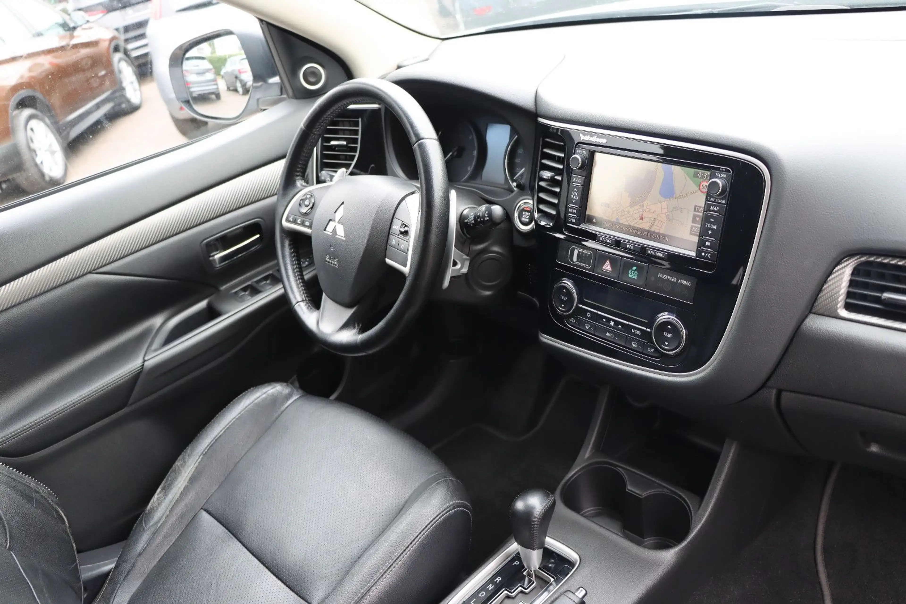 Mitsubishi Outlander ClearTec Instyle 4WD l VOLL l 7-SITZER — photo 7