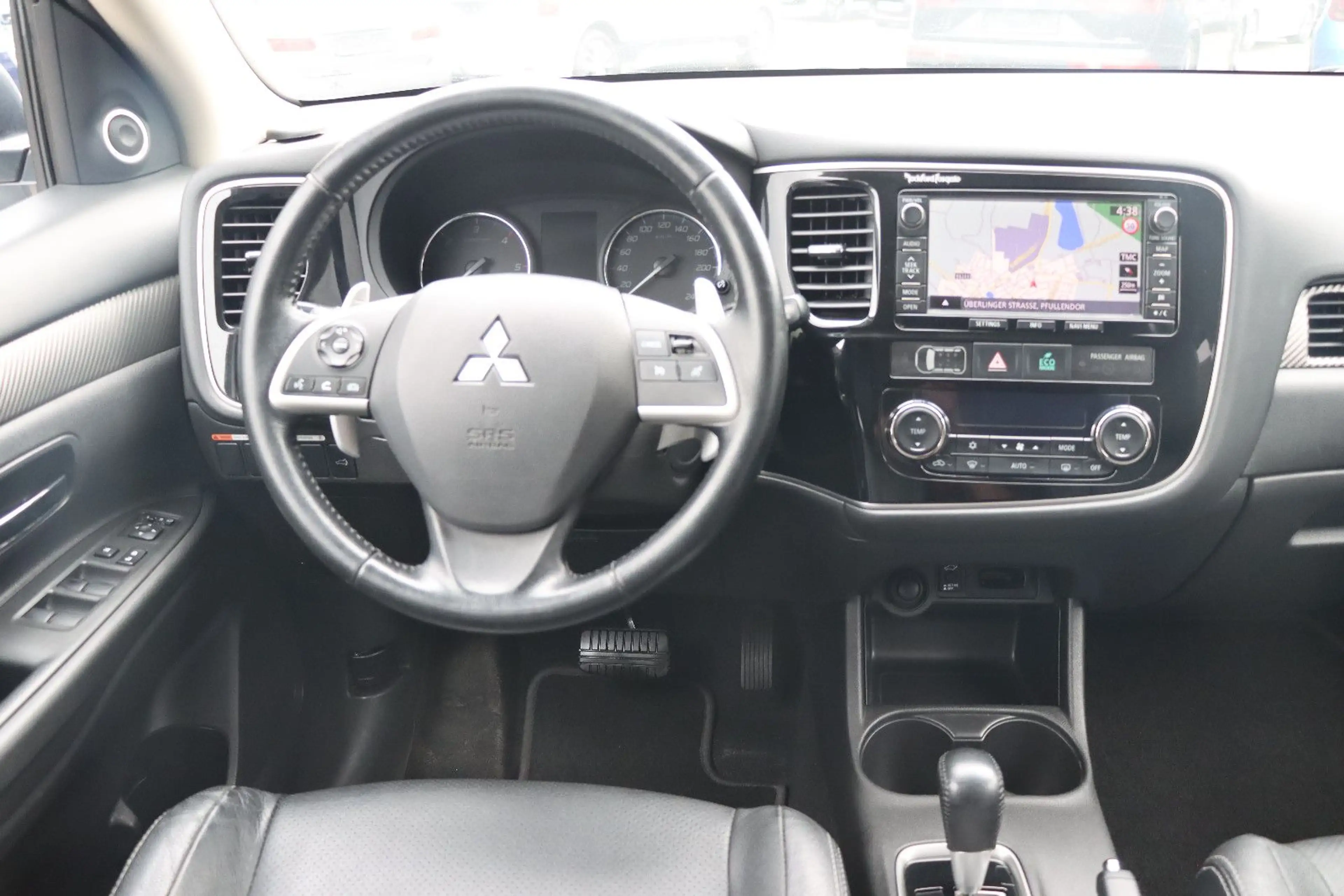Mitsubishi Outlander ClearTec Instyle 4WD l VOLL l 7-SITZER — photo 8