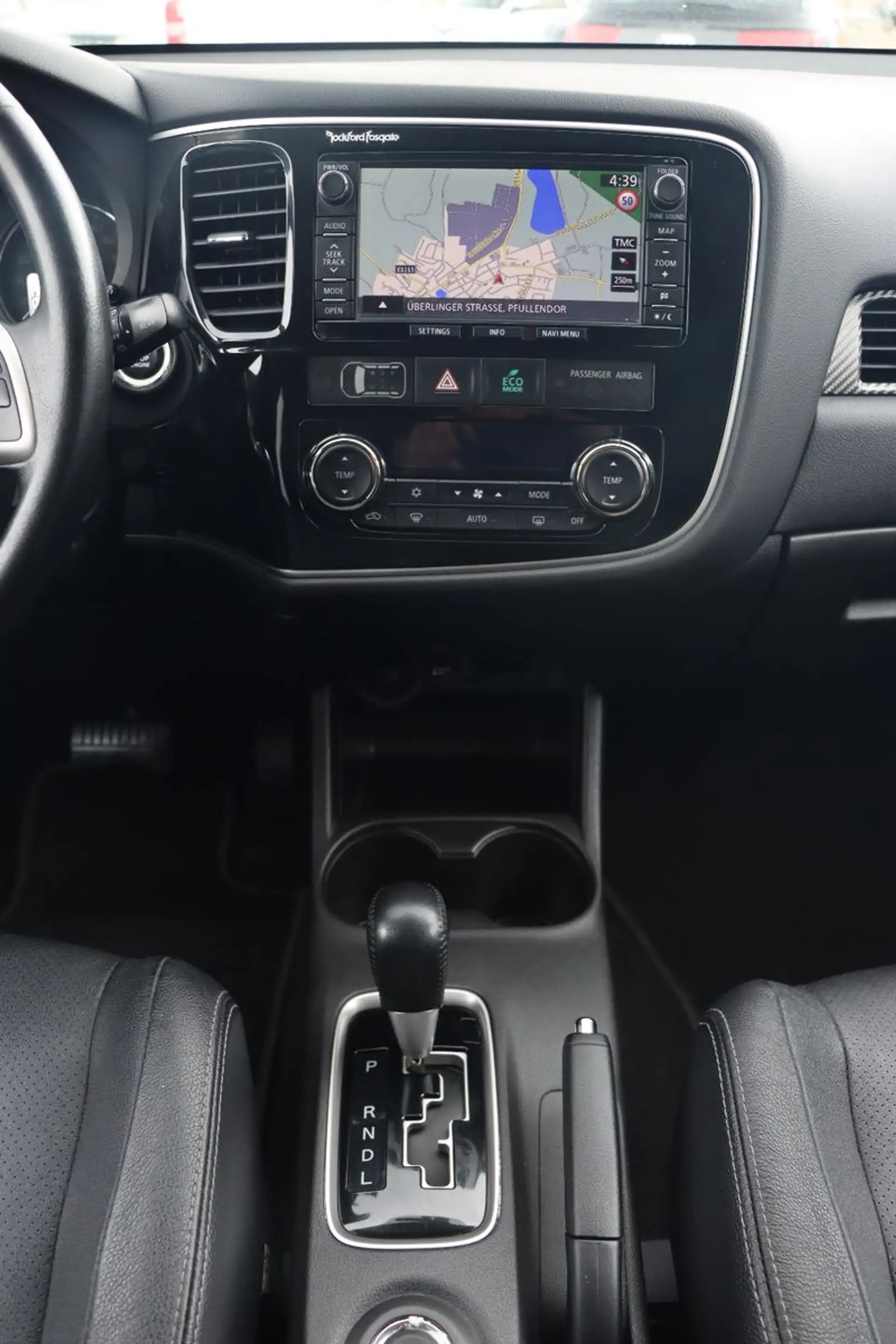 Mitsubishi Outlander ClearTec Instyle 4WD l VOLL l 7-SITZER — photo 9