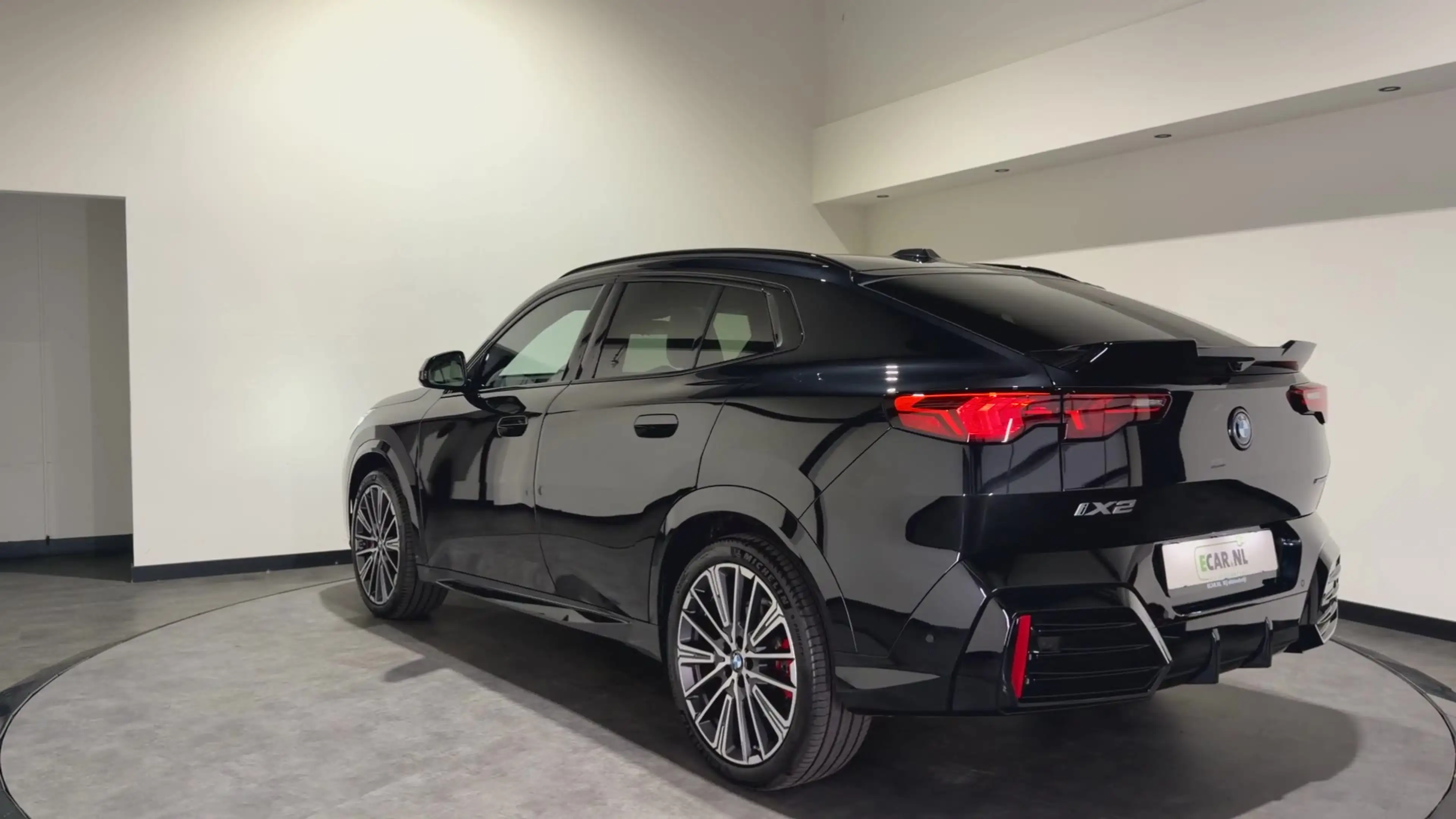 BMW iX2 eDrive20 67 kWh M Sport Edition | Panoramadak | Le — photo 5