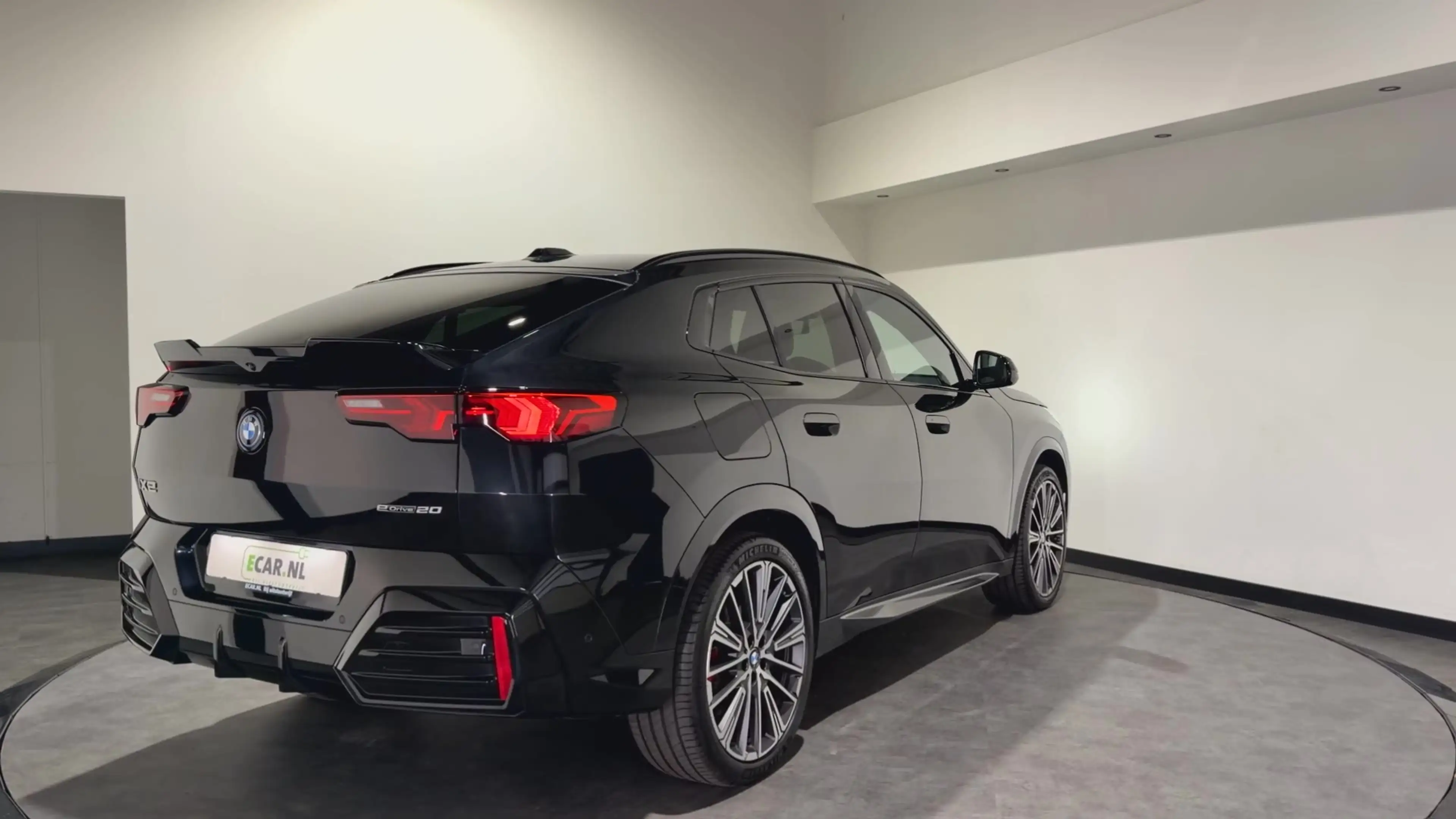 BMW iX2 eDrive20 67 kWh M Sport Edition | Panoramadak | Le — photo 3