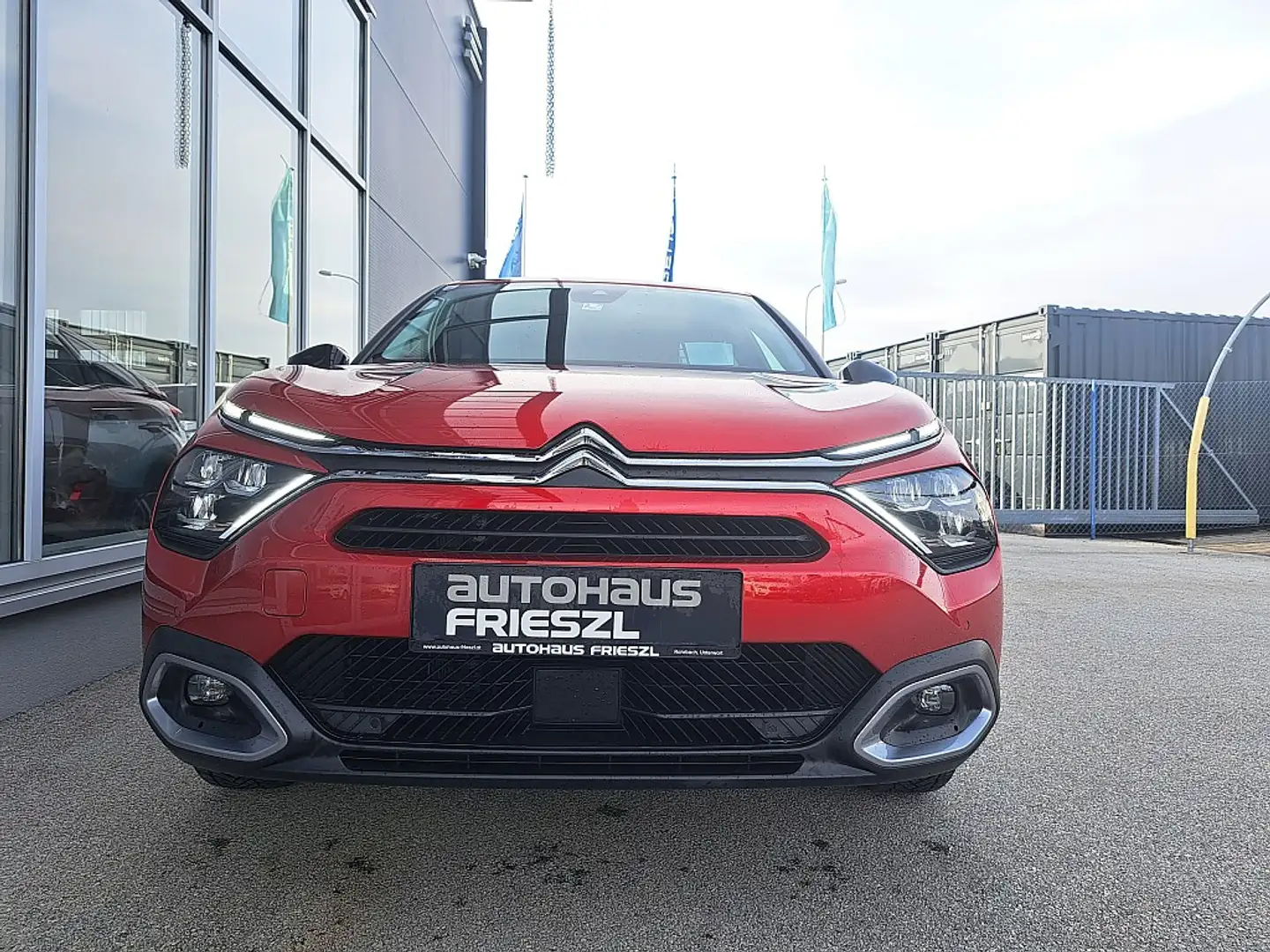 Citroen C4 e-C4 136 50kWh Shine Rot - 2