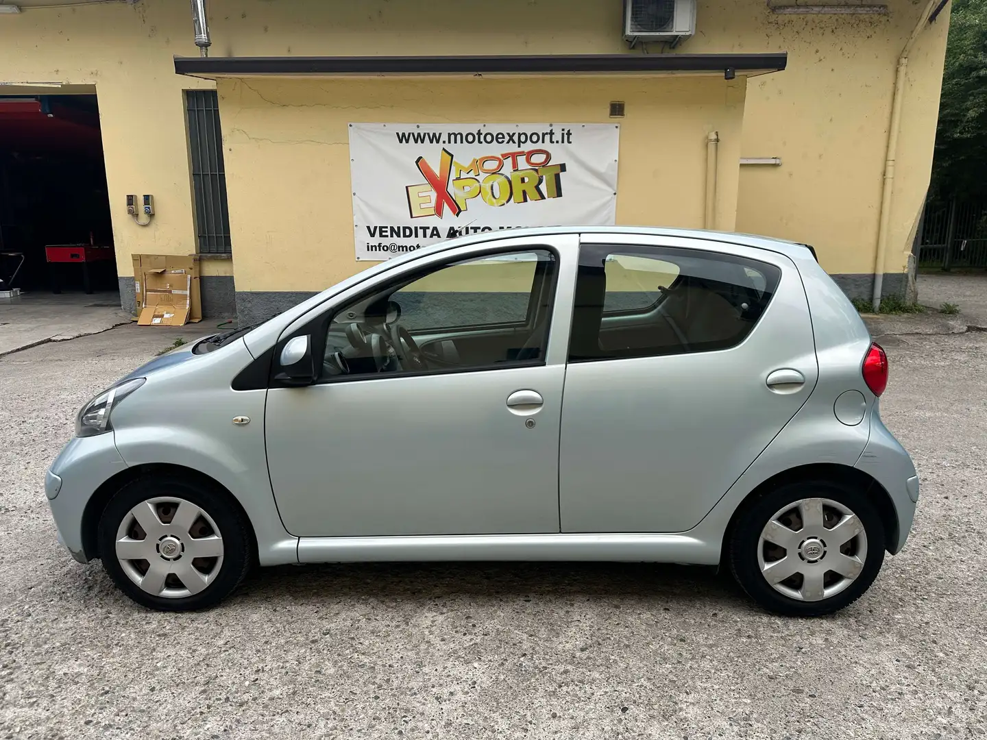 Toyota Aygo Aygo I 2005 5p 1.0 Sol Grigio - 2