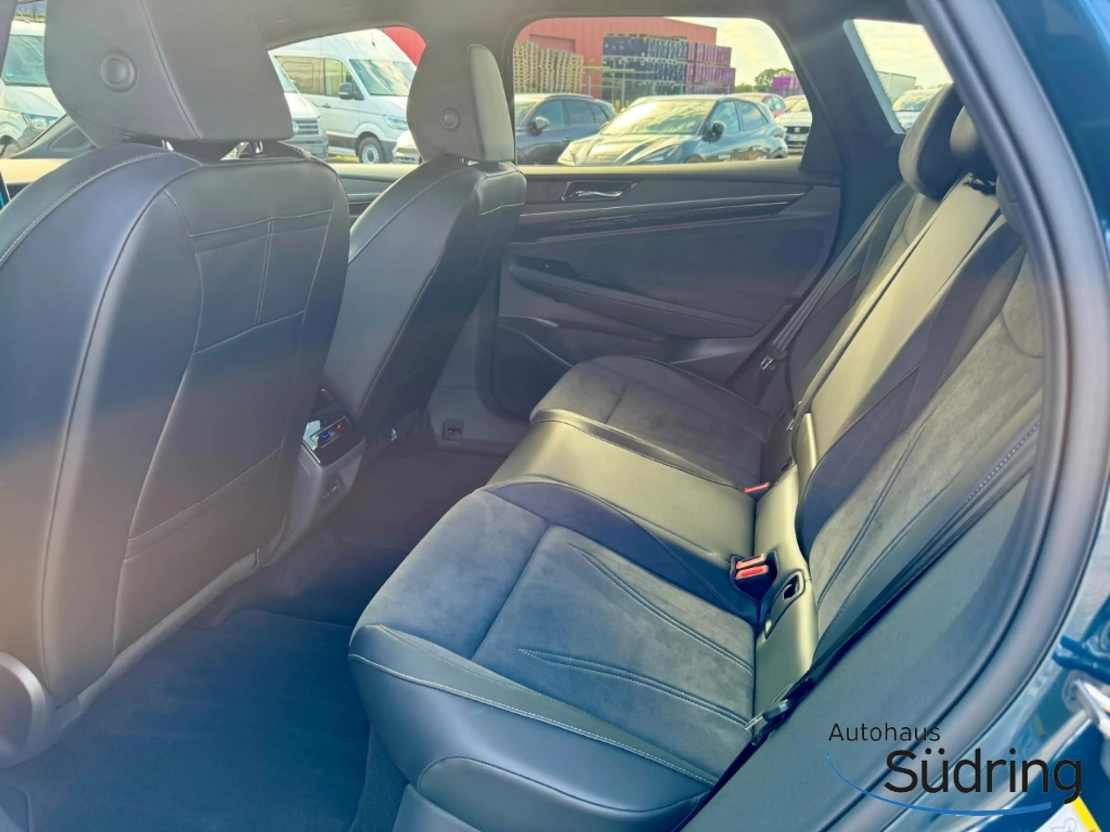 Volkswagen ID.7 Tourer Pro Automatik AHK Wärmpepumpe — photo 10