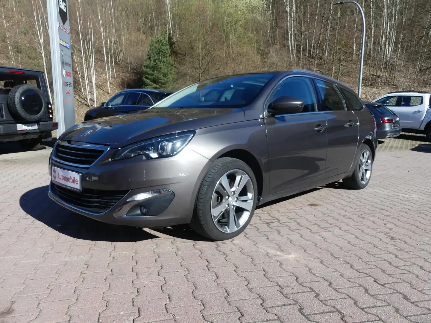 Peugeot 308 2.0 Blue-HDI*PDC*Kam*USB*Pano*LED*Navi*SHZ Grau - 1