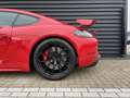 Porsche Cayman 718 GT4 Rood - thumbnail 4