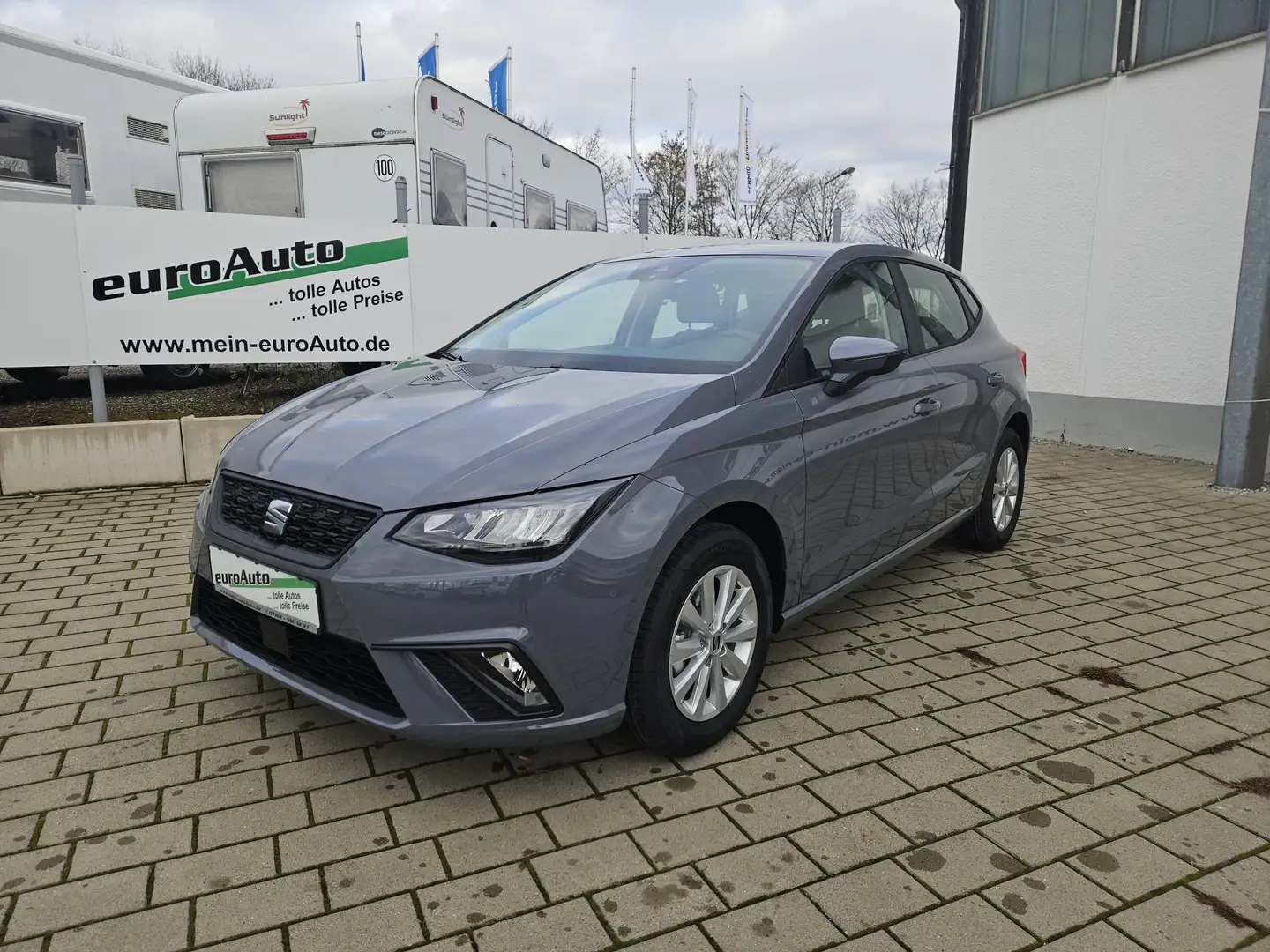 SEAT Ibiza Reference Salta 1.0 MPi LED PDC Navi App Gris - 1