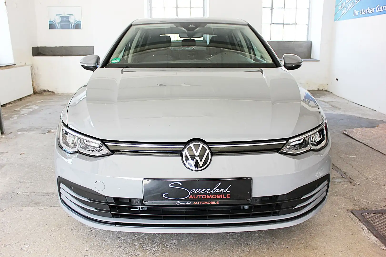 Volkswagen Golf VIII Lim. Life NAVI ACC LED PLA LANE ASSIST Grau - 2