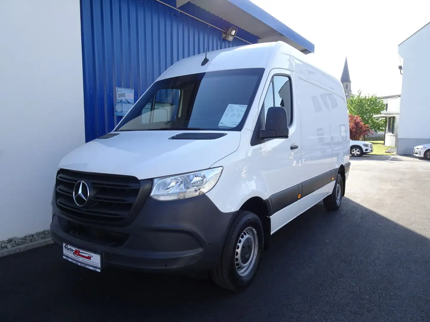 Mercedes-Benz Sprinter 317 CDI Kasten L2H2 RWD / AHK 3500 KG Weiß - 2