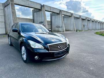 3.7 V6 320 pk BTW / VAT car