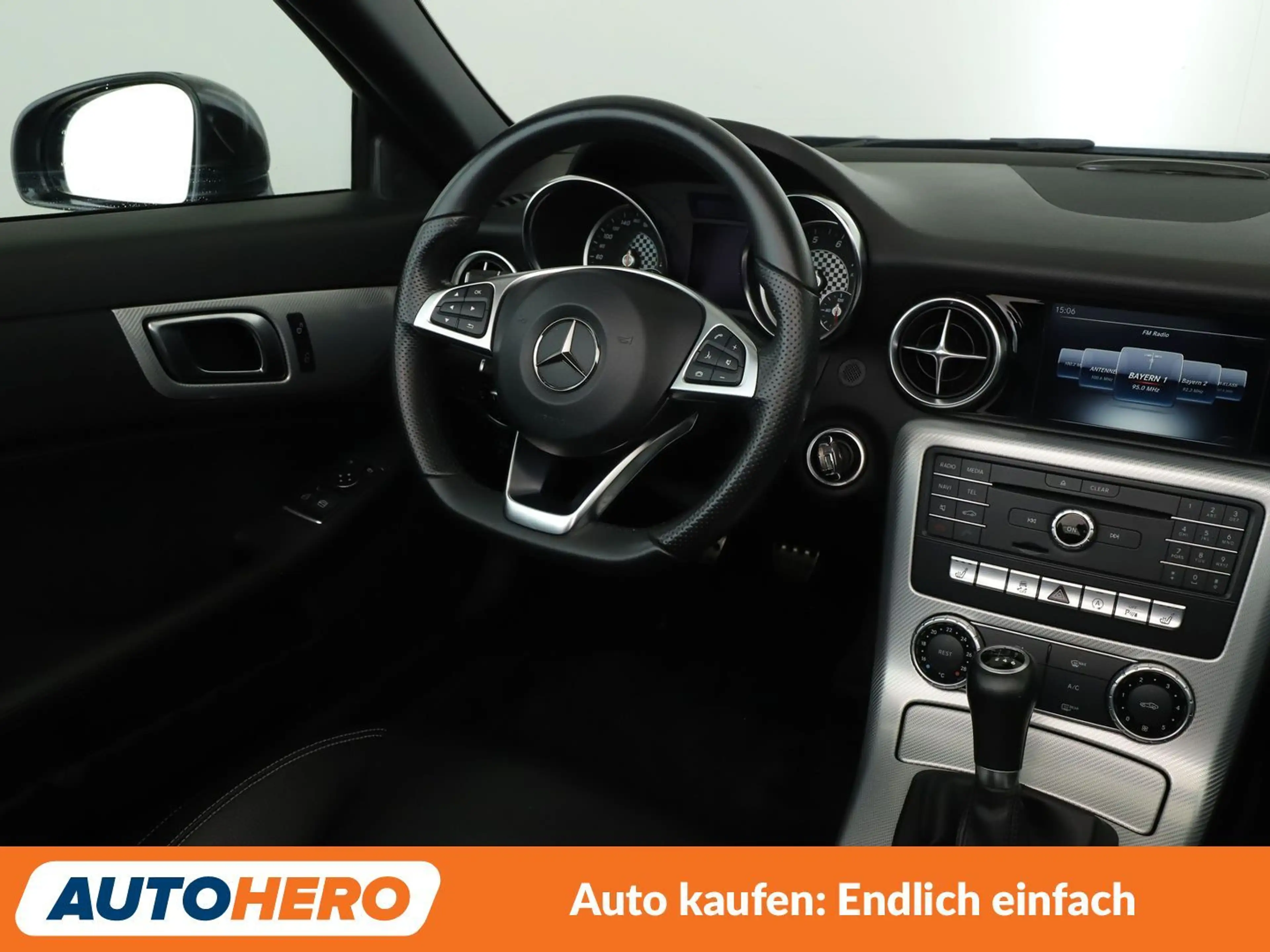 Mercedes-Benz SLC 180 SLC 180 AMG Line*NAV*TEMPO*PDC*SHZ*BT*PANO* — photo 13