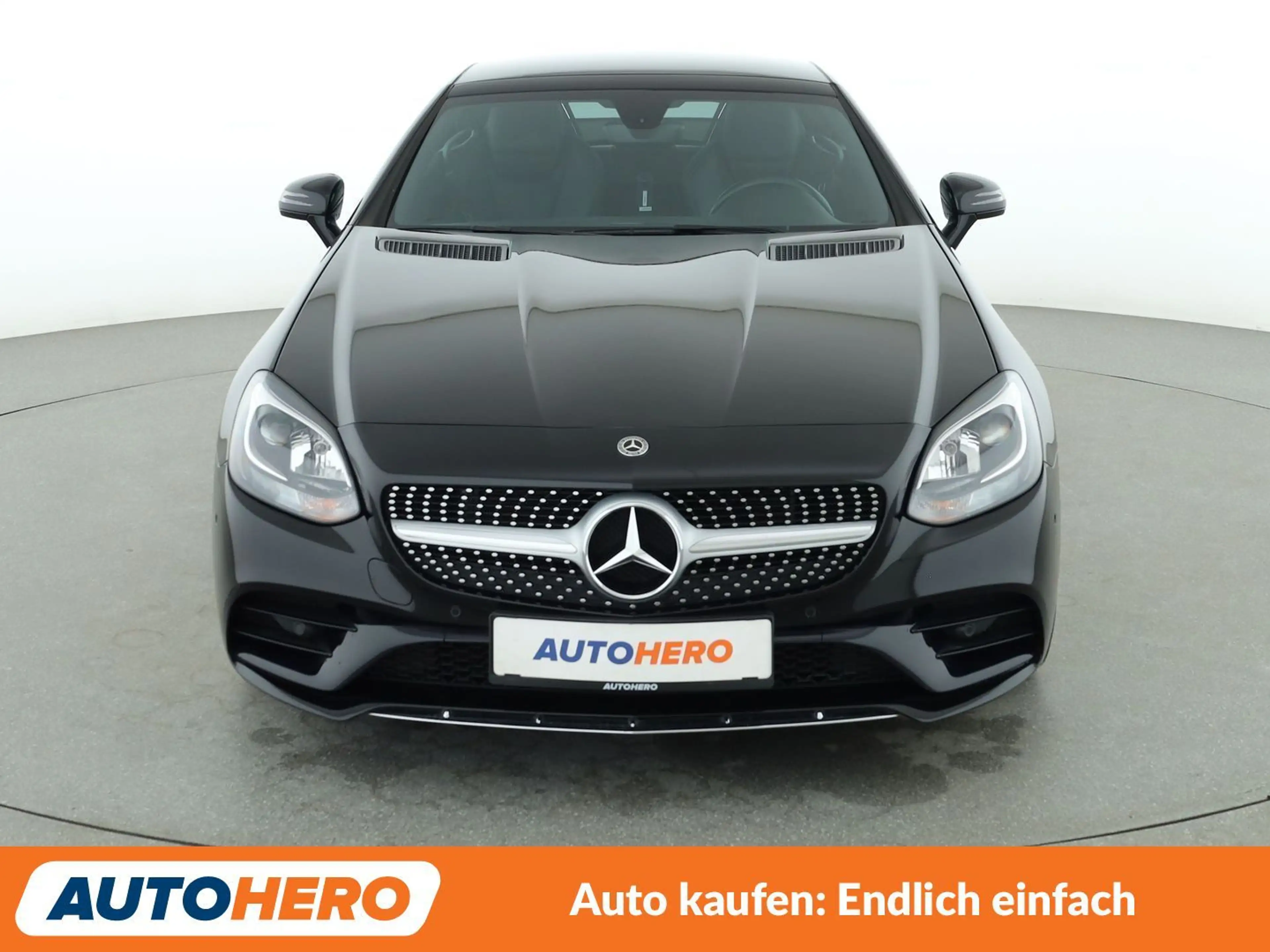 Mercedes-Benz SLC 180 SLC 180 AMG Line*NAV*TEMPO*PDC*SHZ*BT*PANO* — photo 9