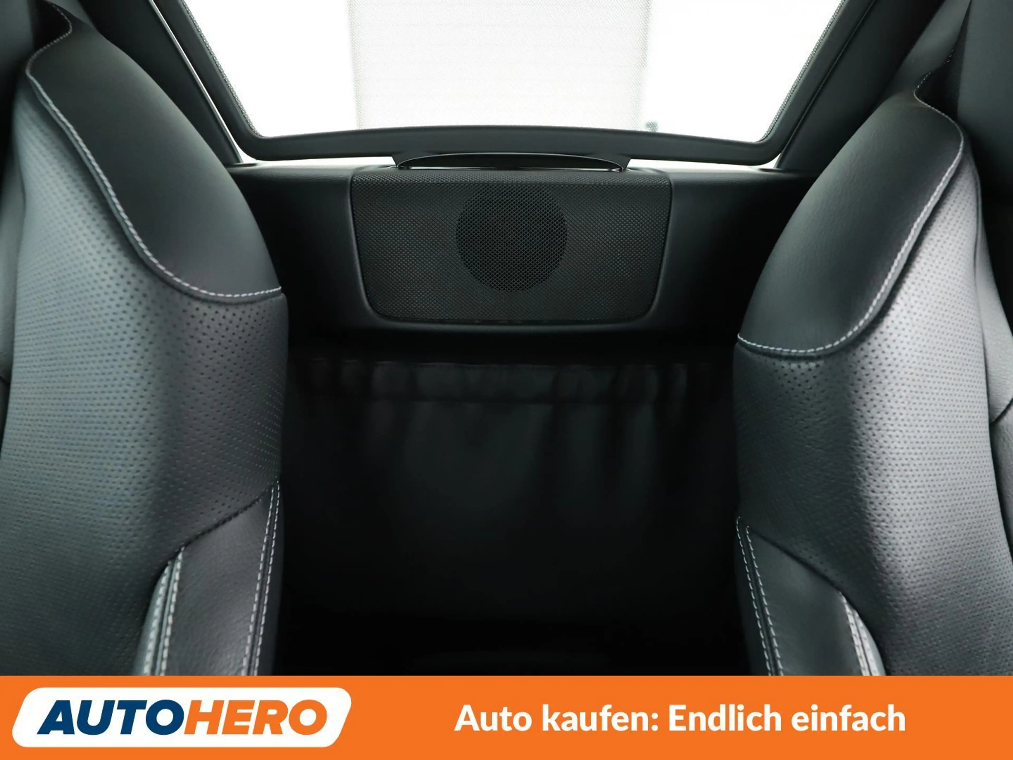 Mercedes-Benz SLC 180 SLC 180 AMG Line*NAV*TEMPO*PDC*SHZ*BT*PANO* — photo 15