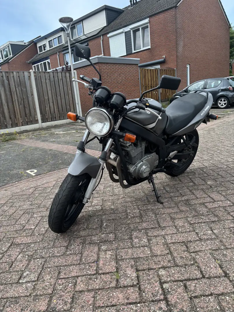 Suzuki GS 500 - 1