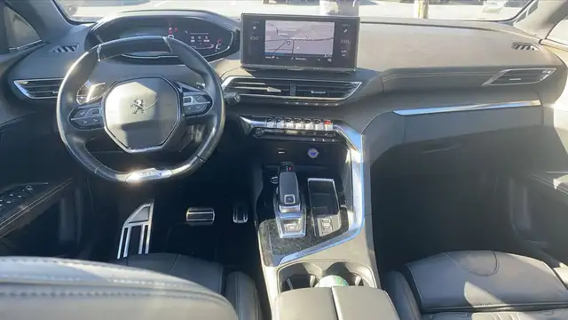 Peugeot 5008 view 11