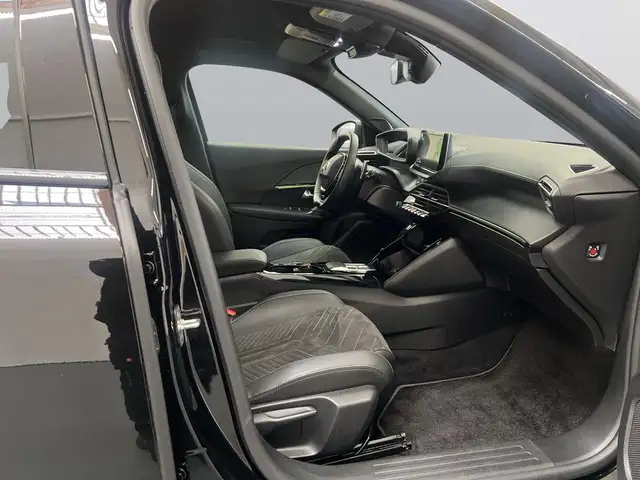 Peugeot 2008 view 13