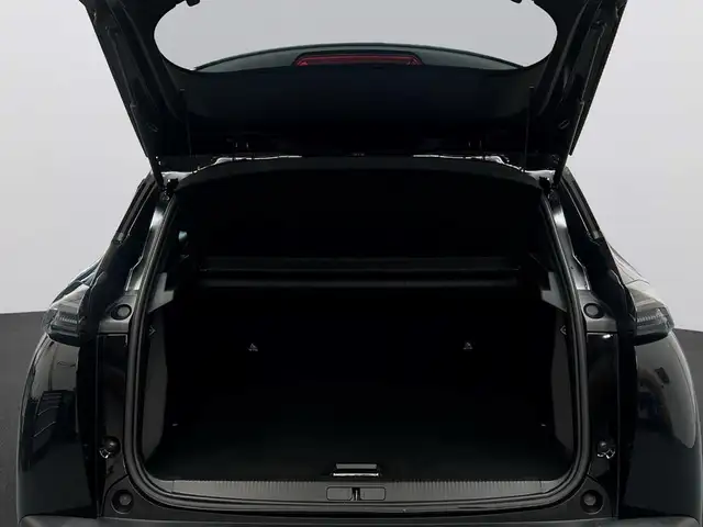 Peugeot 2008 view 9