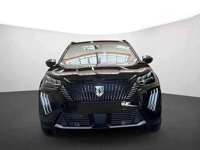 Peugeot 2008 view 3