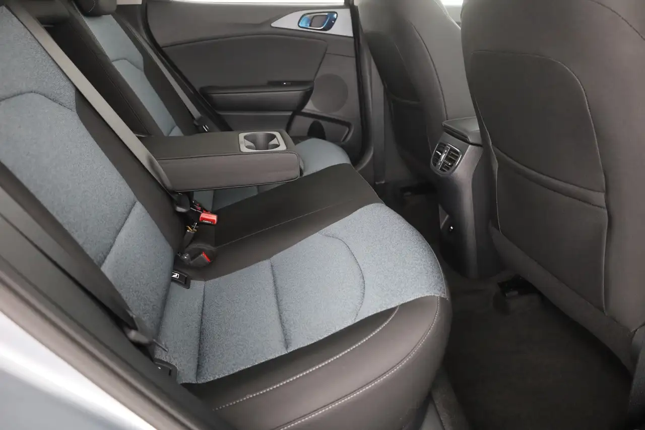 Kia X Ceed 1.6 T-GDI Aut. n. Modell LED Navi Kamera, миниатюра 26