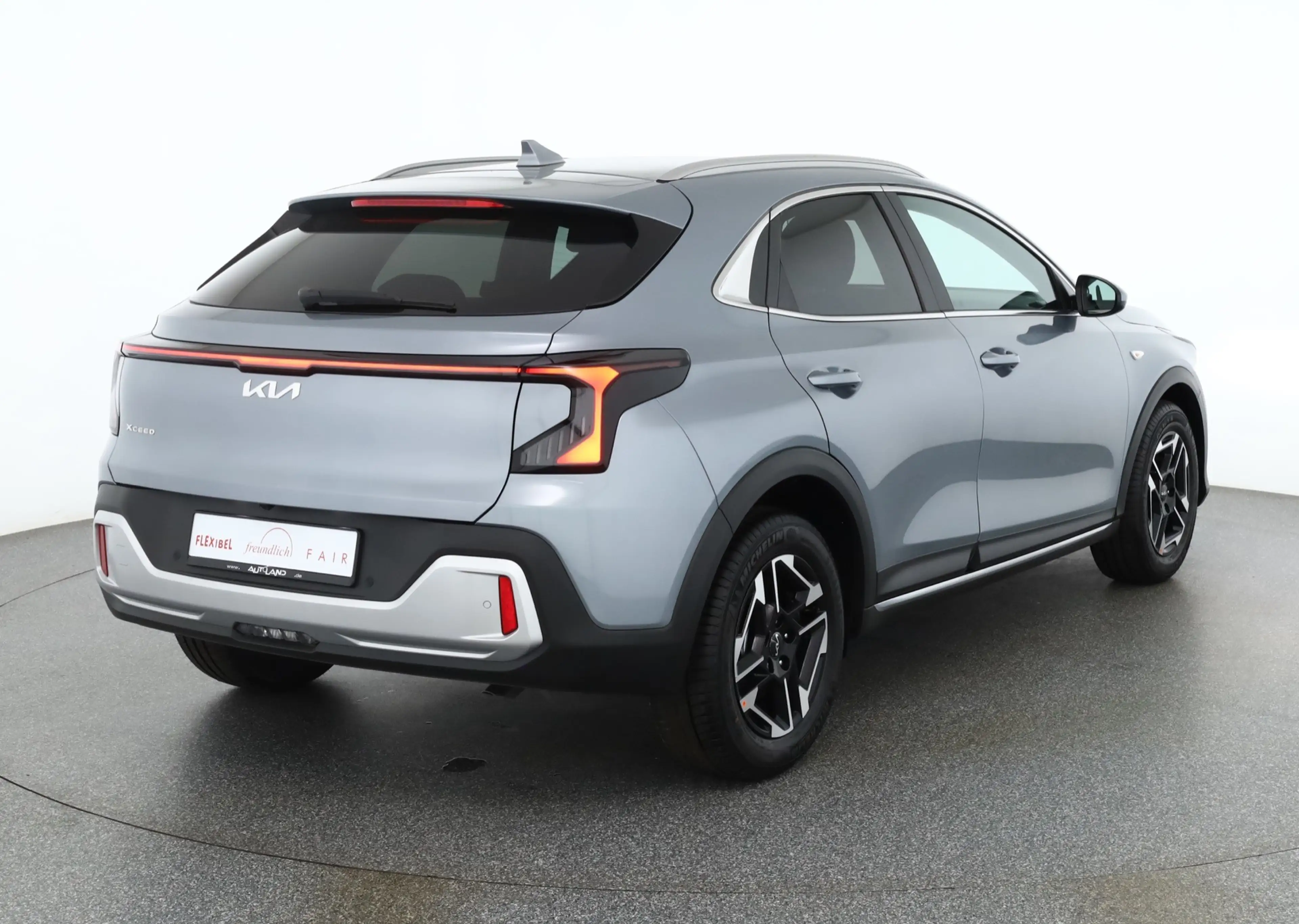 Kia XCeed 1.6 T-GDI Aut. n. Modell LED Navi Kamera — photo 5