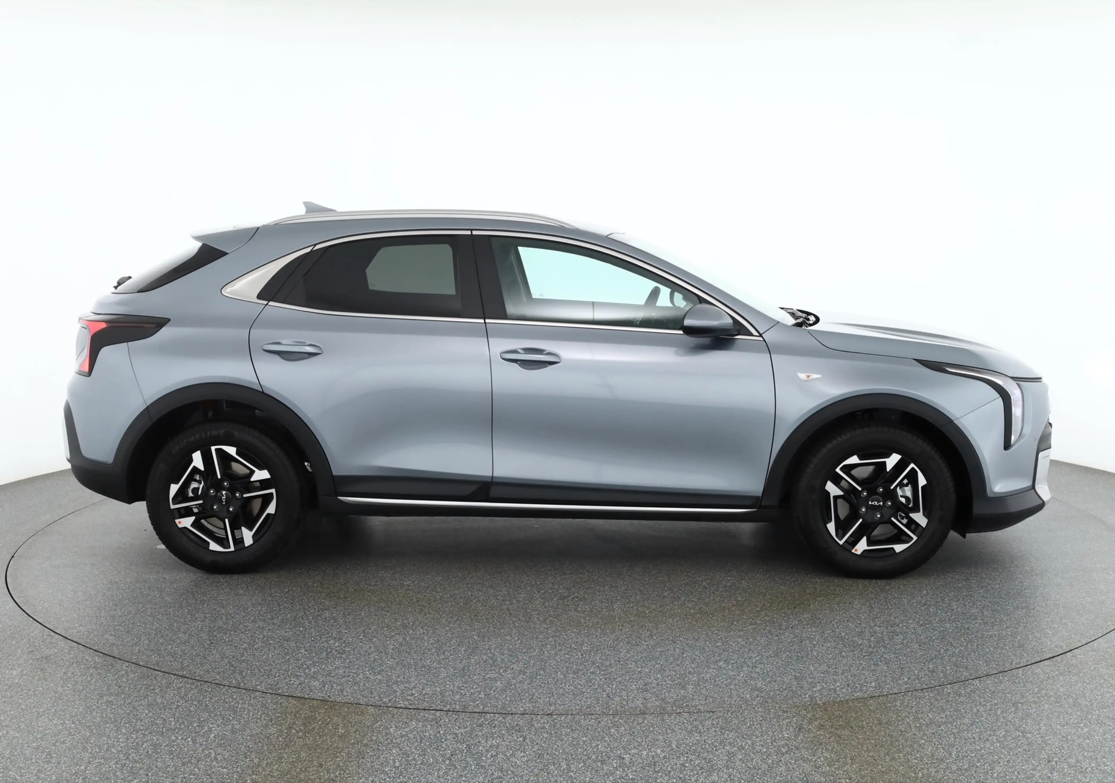 Kia XCeed 1.6 T-GDI Aut. n. Modell LED Navi Kamera — photo 6