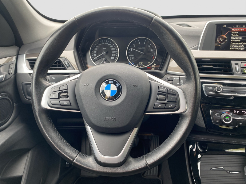 BMW X1 sDrive18i Aut. xLine LED Navi PDC SpurAss AUT — photo 12