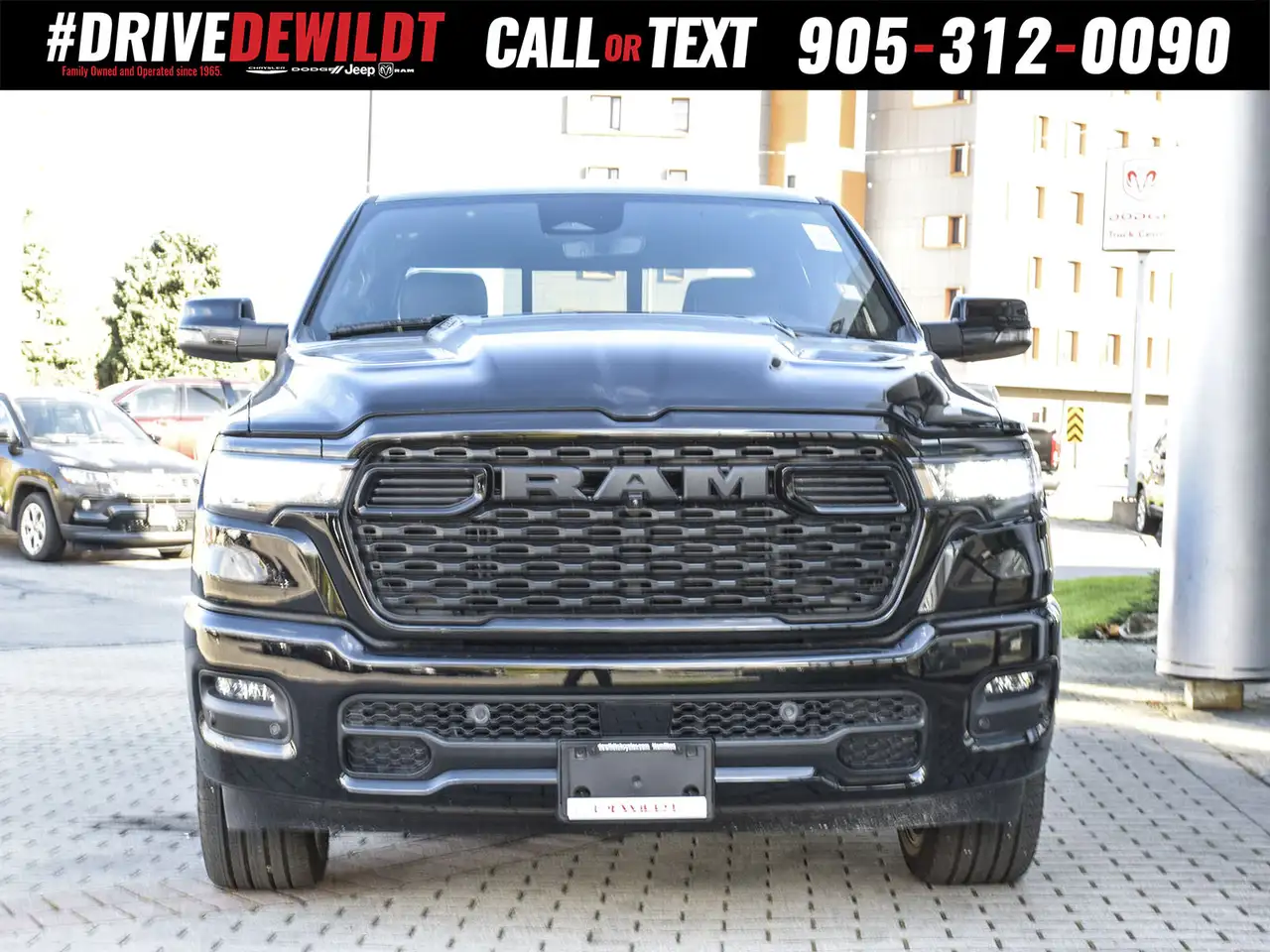 RAM 1500 снимка RAM 1500