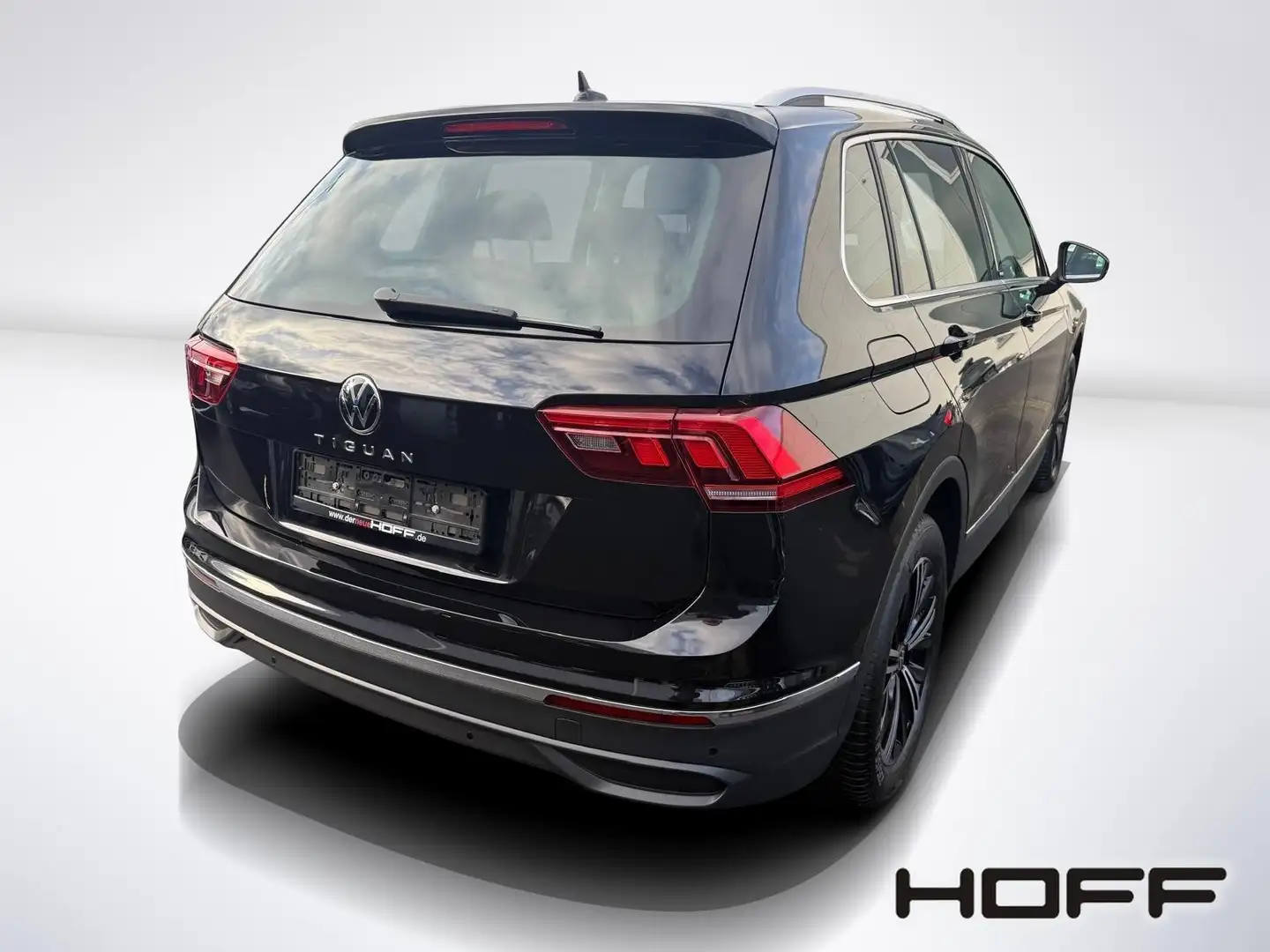 Volkswagen Tiguan 1.5 TSI Move OPF 18 Zoll Kamera Navi Heckkl. elekt Schwarz - 2