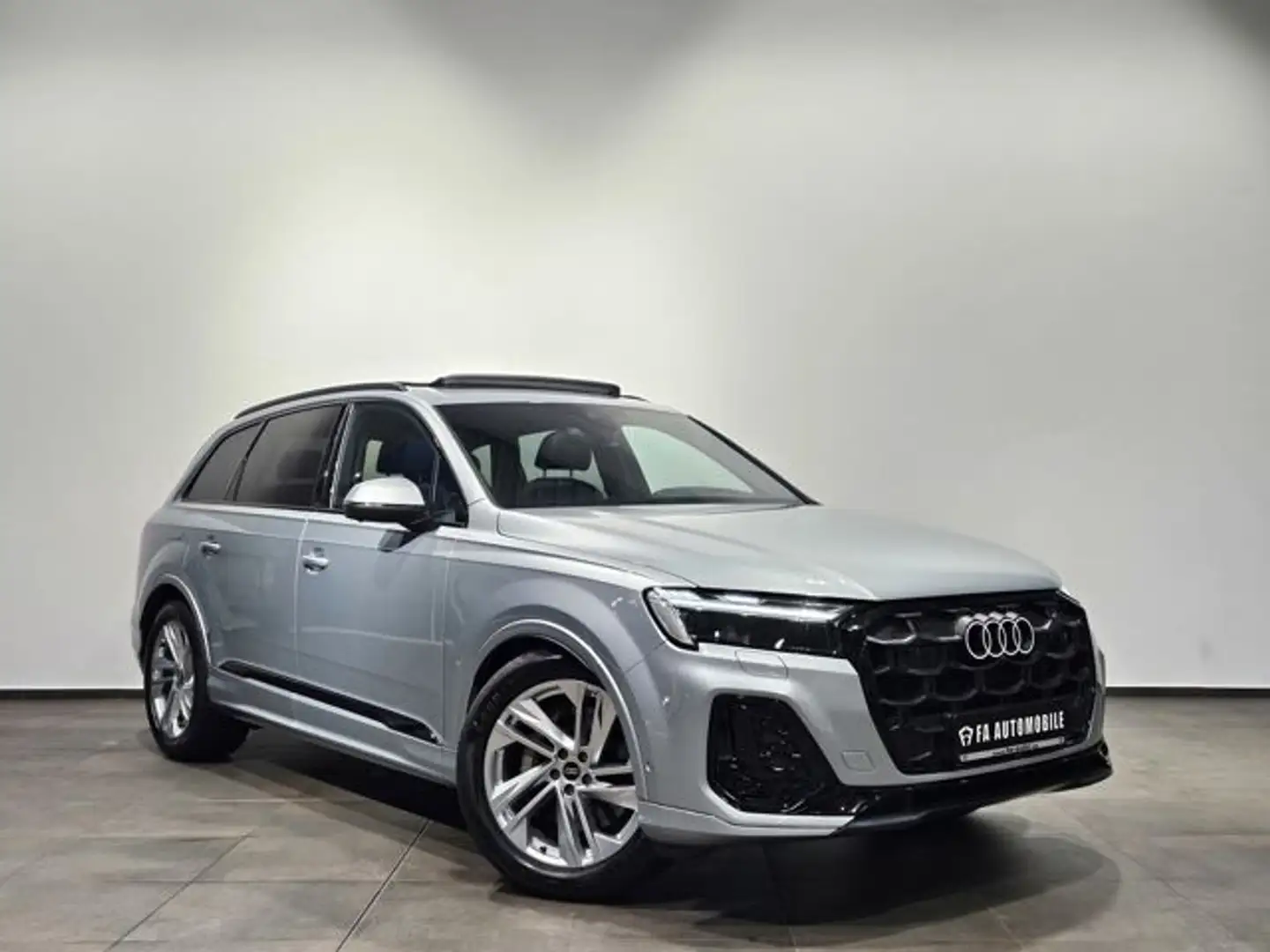 Audi Q7 50 TDI S Line Black 7Sitz Pano Matrix Facelif Silber - 2