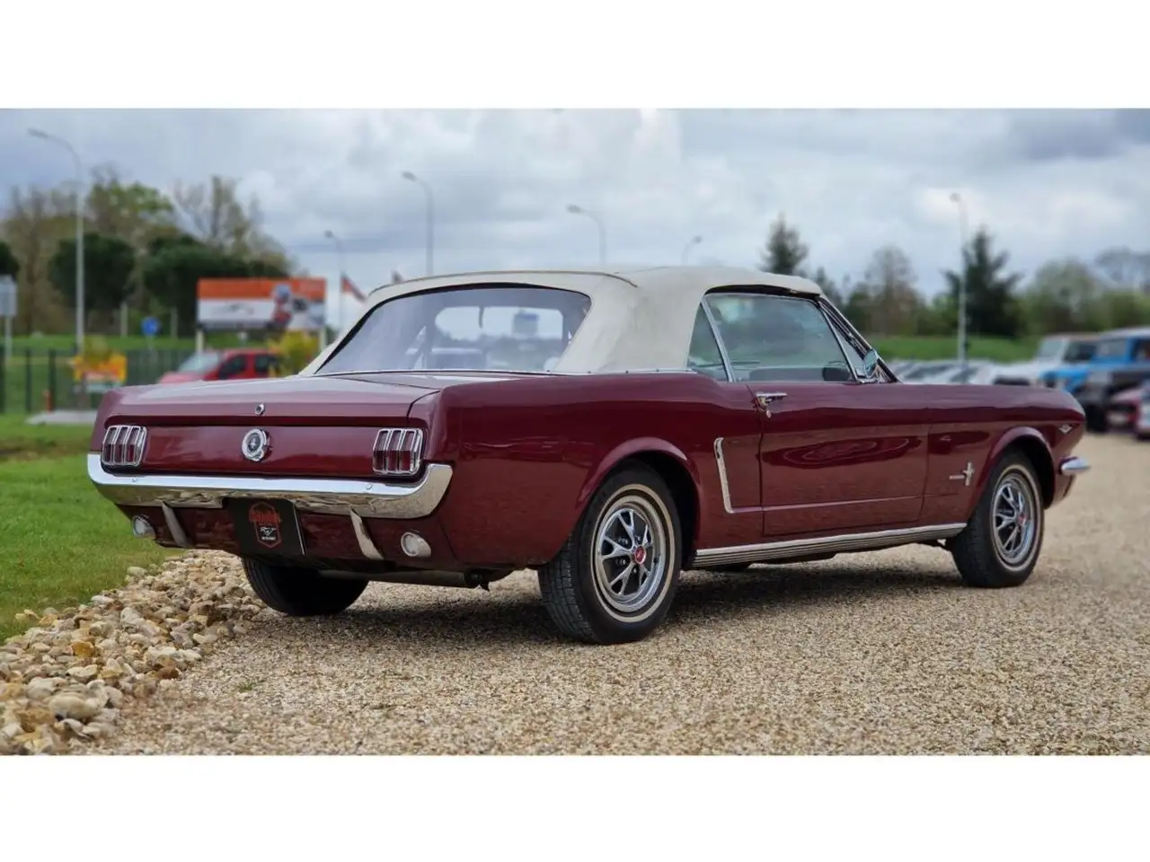 Ford Mustang CABRIOLET 289 CI V8 CODE C BURGUNDY, foto 6