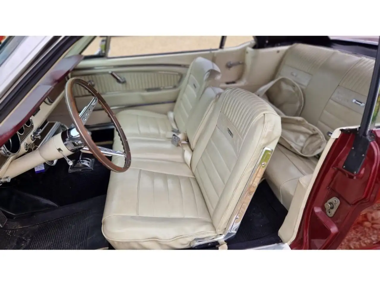 Ford Mustang CABRIOLET 289 CI V8 CODE C BURGUNDY, foto 12