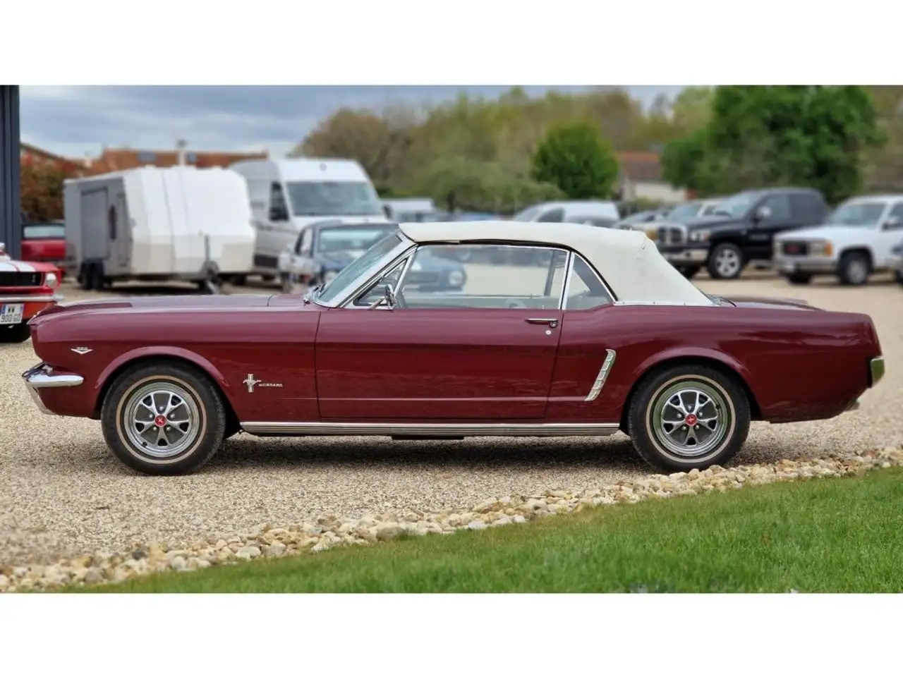Ford Mustang CABRIOLET 289 CI V8 CODE C BURGUNDY, foto 4