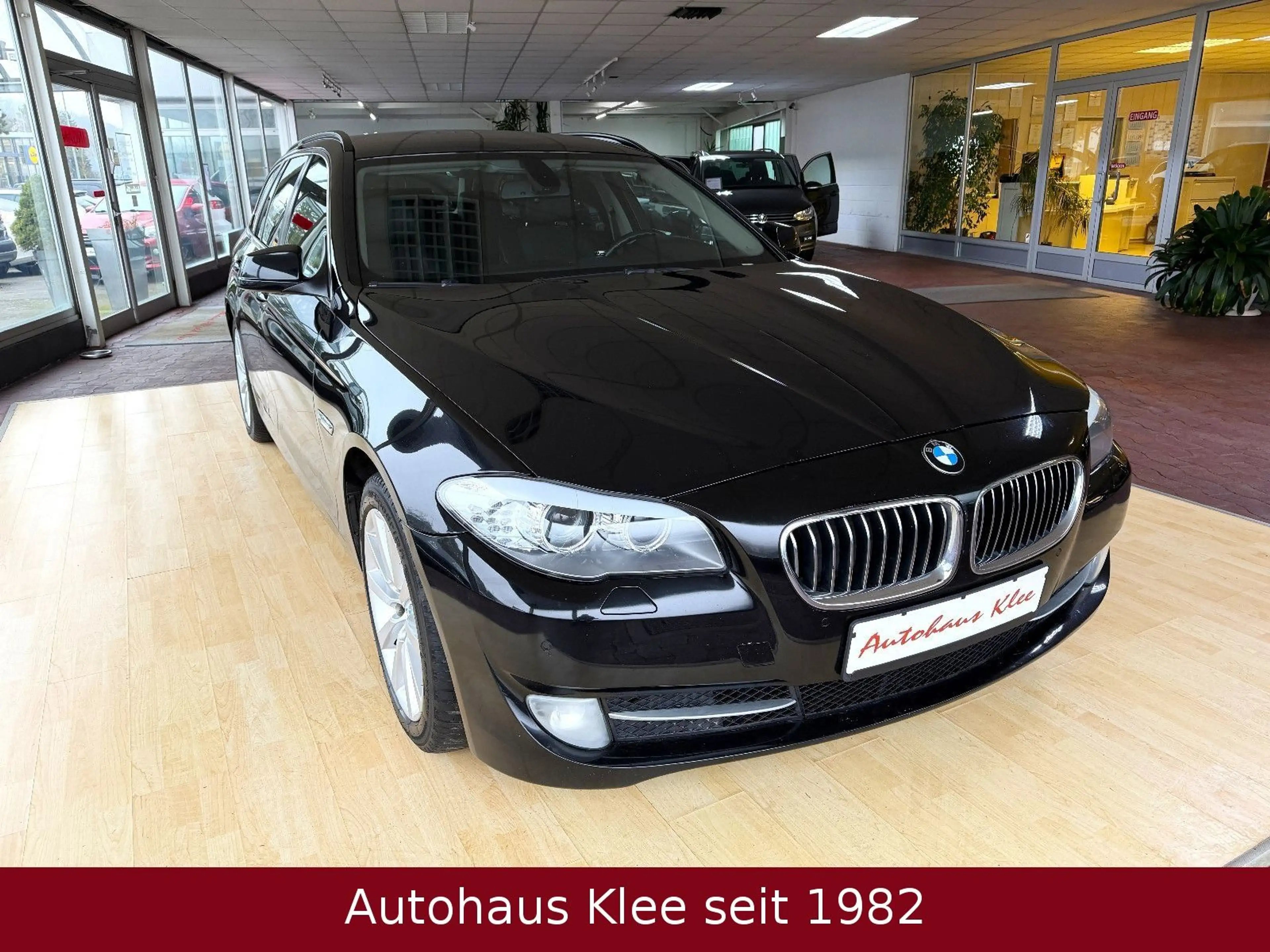 BMW 525 d Touring Steptronic *AHK*Xenon*Navi*TÜV neu* — photo 15