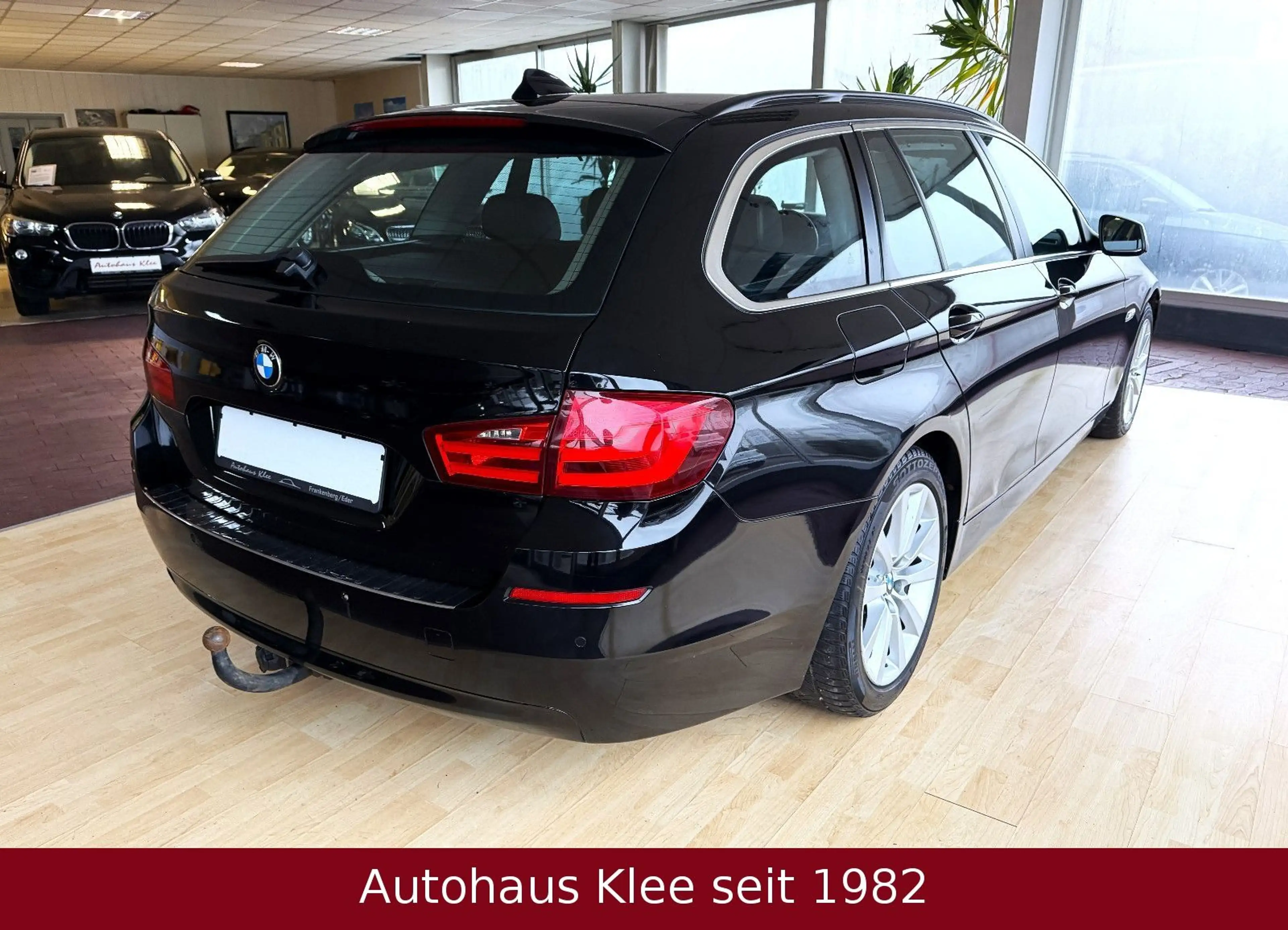 BMW 525 d Touring Steptronic *AHK*Xenon*Navi*TÜV neu* — photo 3