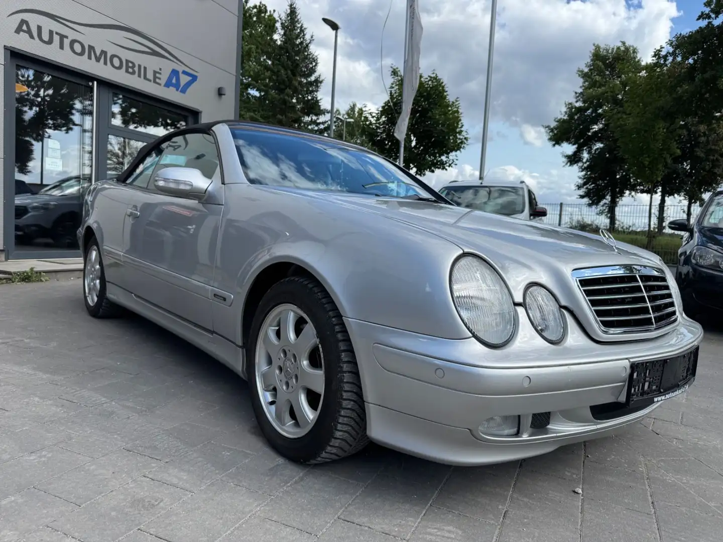 Mercedes-Benz CLK 200 KOMPRESSOR AVANTGARDE Silber - 1