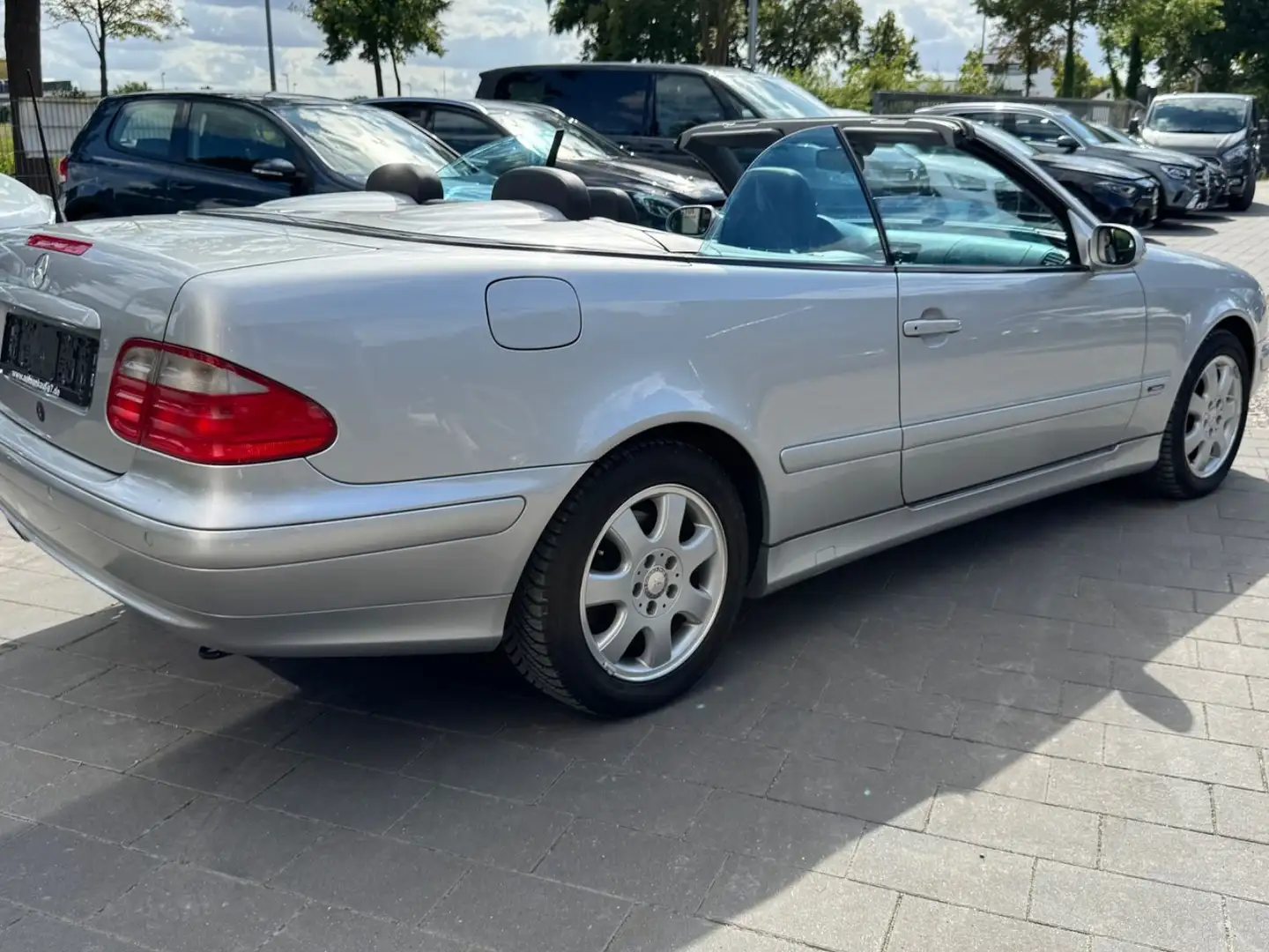 Mercedes-Benz CLK 200 KOMPRESSOR AVANTGARDE Silber - 2