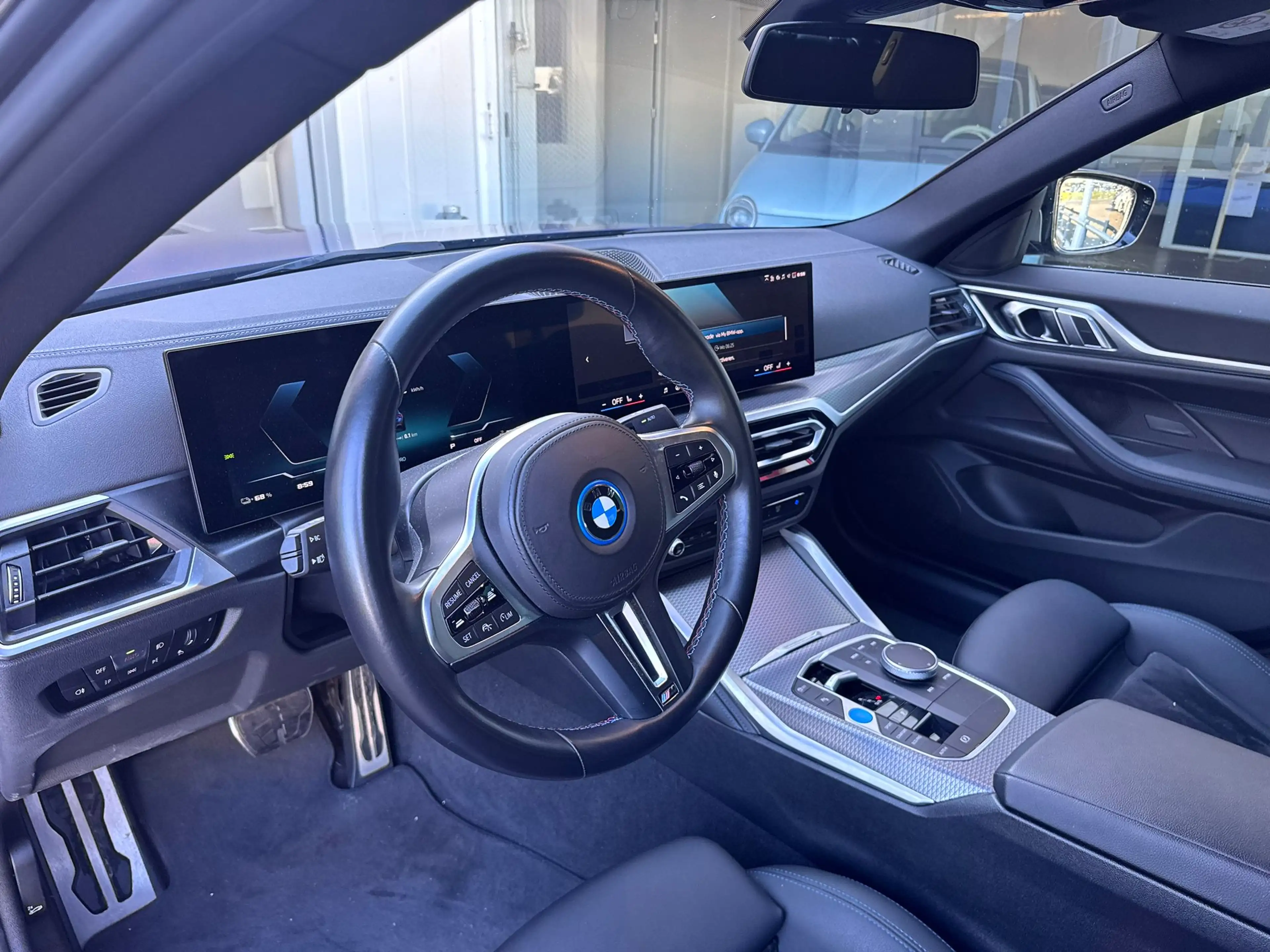 BMW i4 M50 High Executive 84 kWh — photo 4
