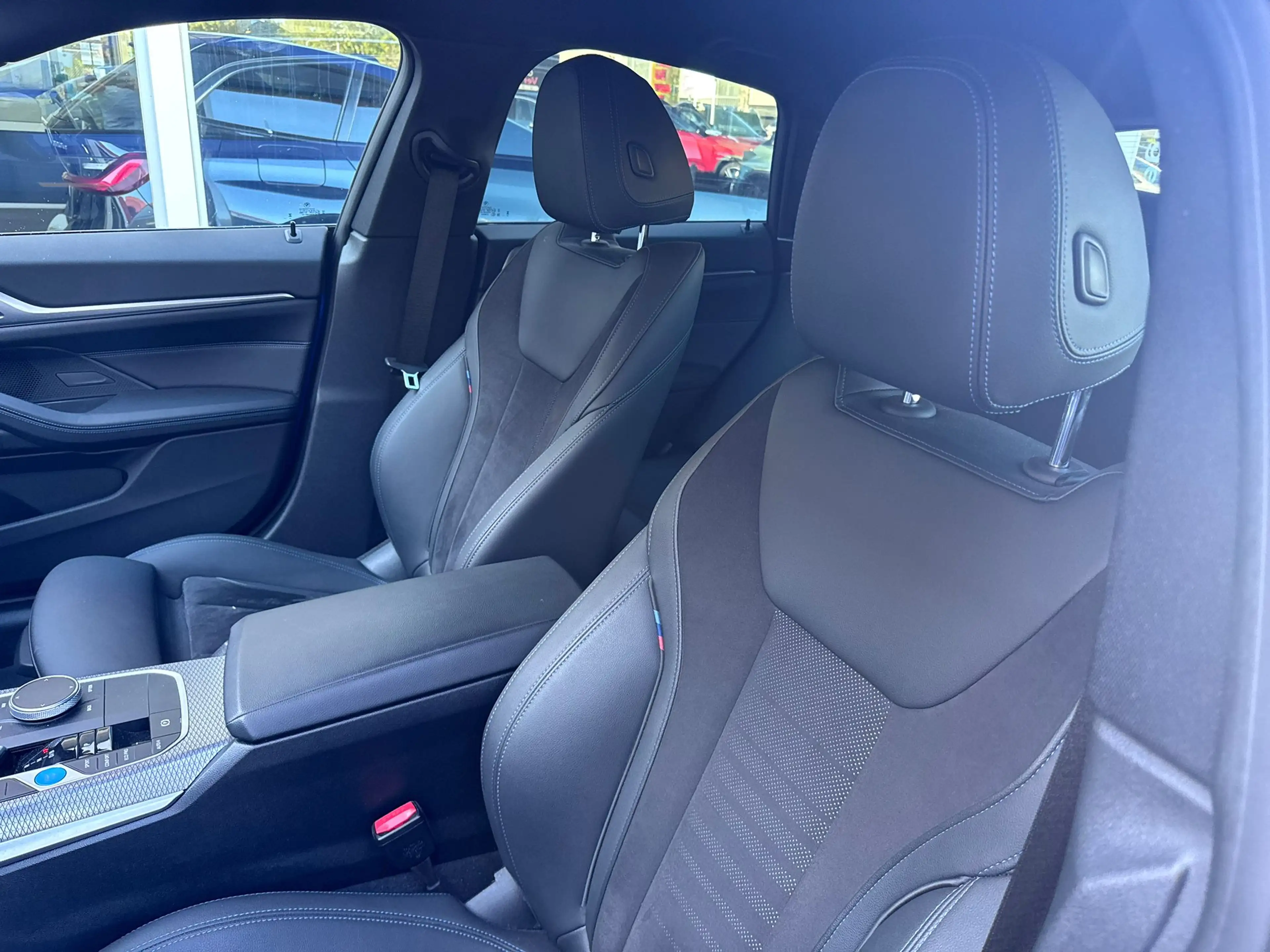 BMW i4 M50 High Executive 84 kWh — photo 5